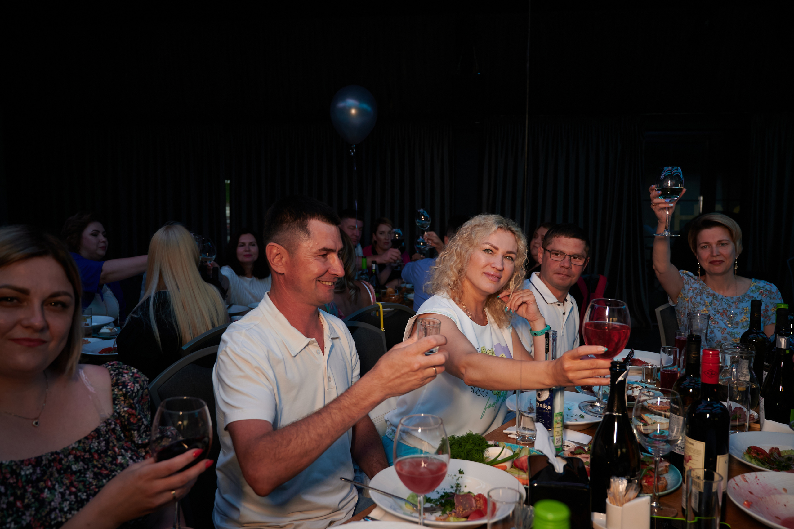 Выпускной 124 школы + video. Профессиональный репортажный фотограф в Самаре Никита Королев