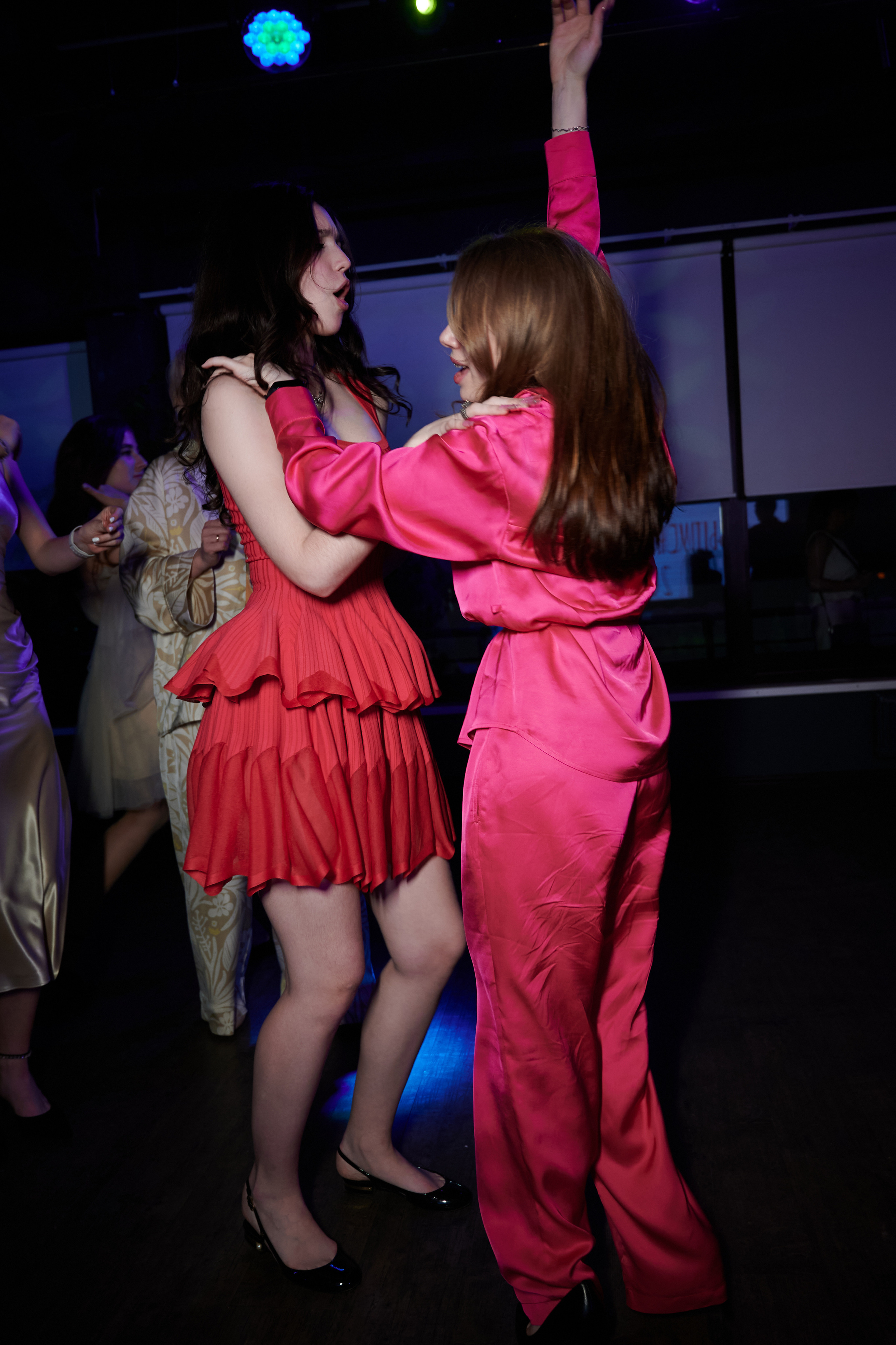 Выпускной 124 школы + video. Профессиональный репортажный фотограф в Самаре Никита Королев