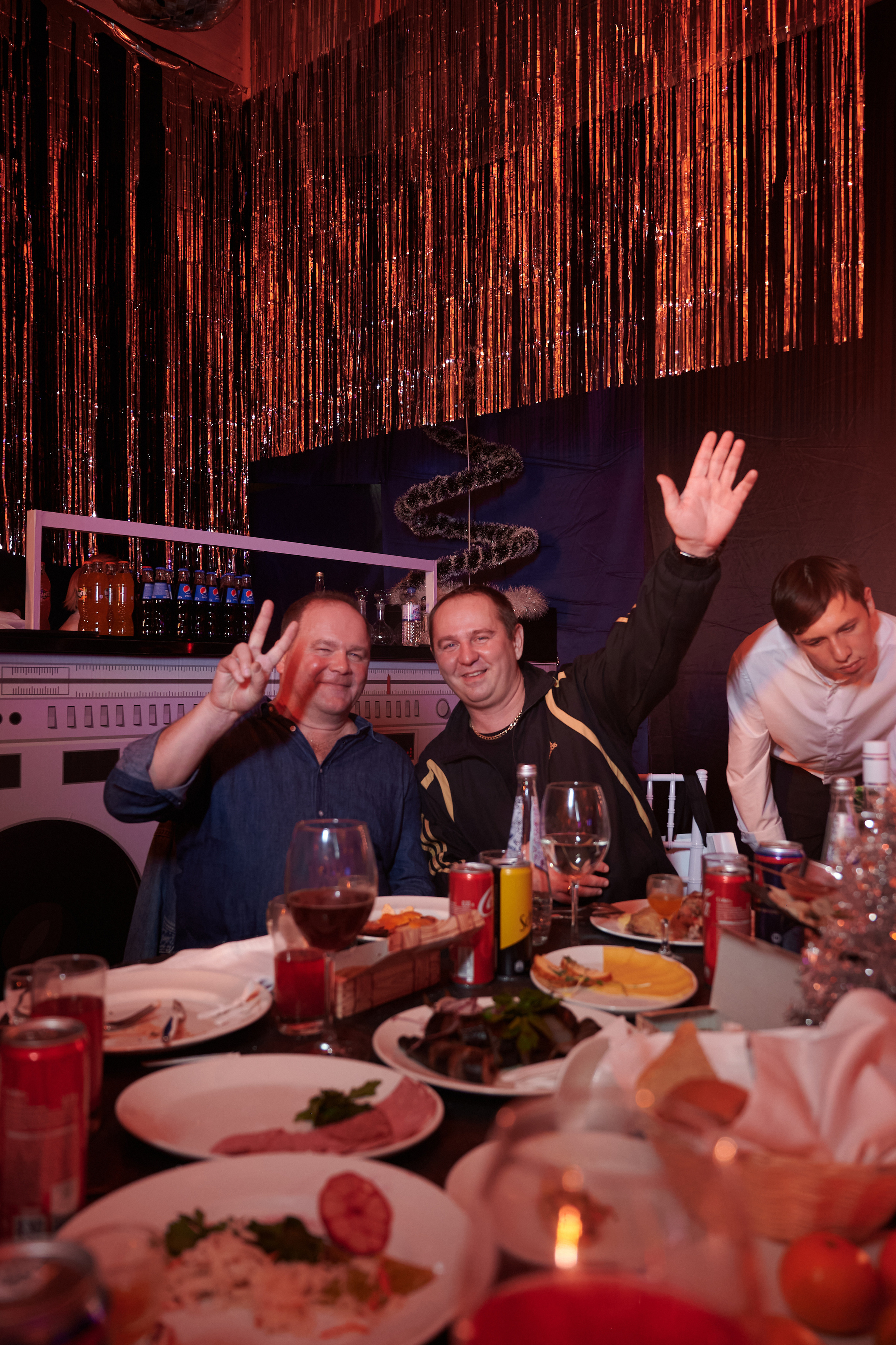 Новый год в стиле 90 х + video. Профессиональный репортажный фотограф в Самаре Никита Королев