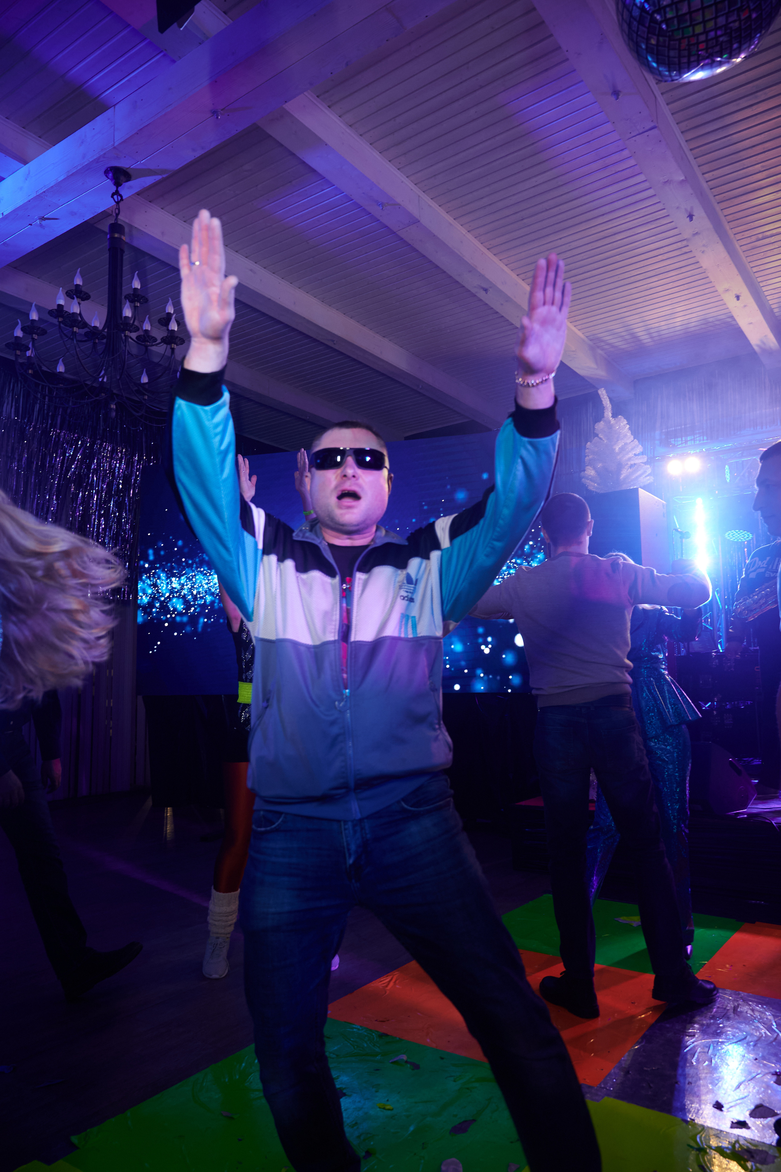 Новый год в стиле 90 х + video. Профессиональный репортажный фотограф в Самаре Никита Королев