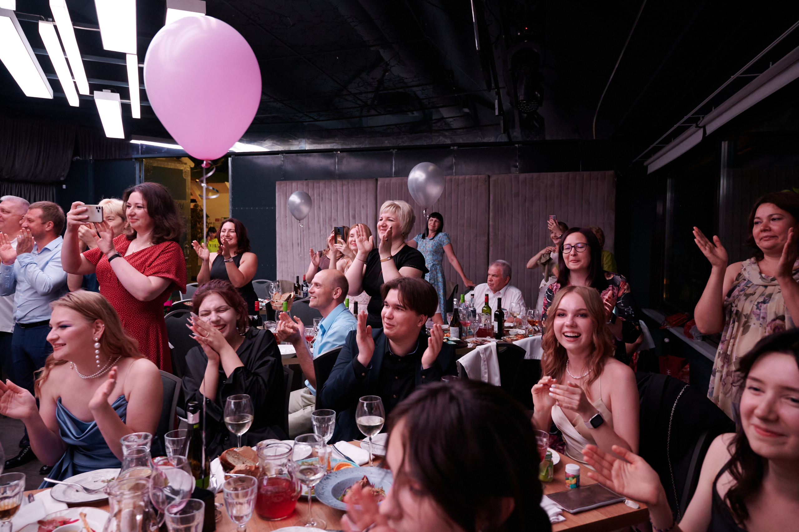 Выпускной 124 школы + video. Профессиональный репортажный фотограф в Самаре Никита Королев