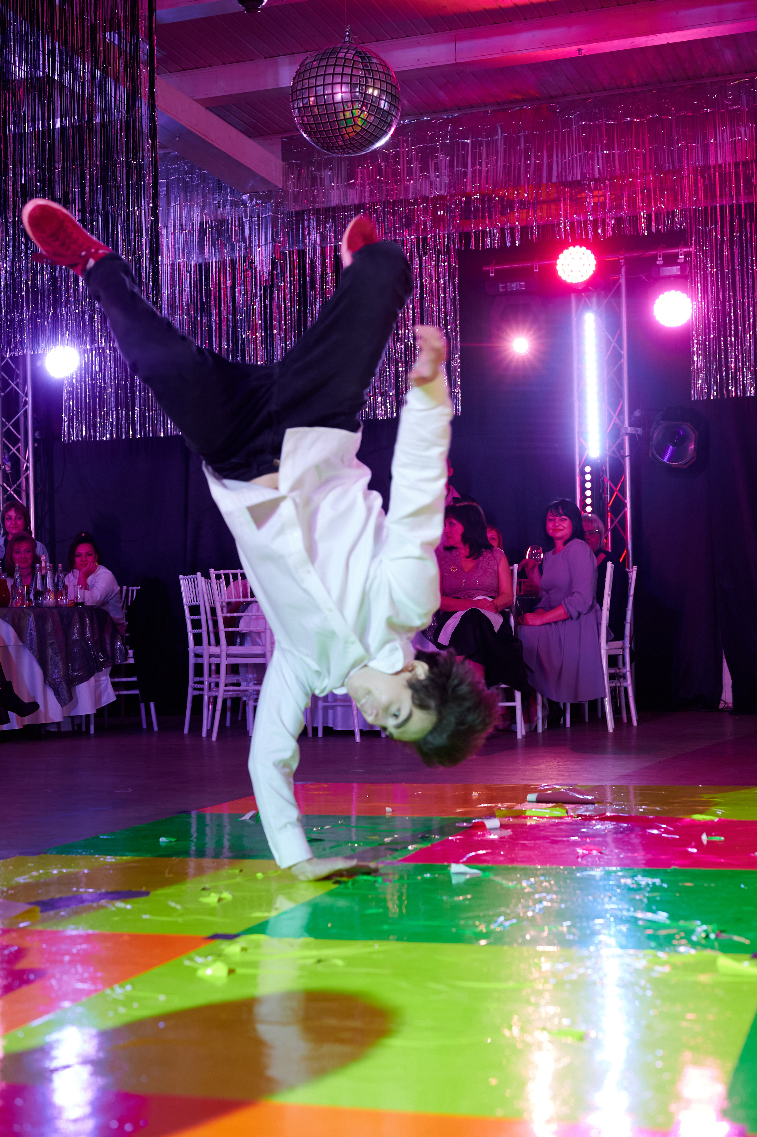 Новый год в стиле 90 х + video. Профессиональный репортажный фотограф в Самаре Никита Королев