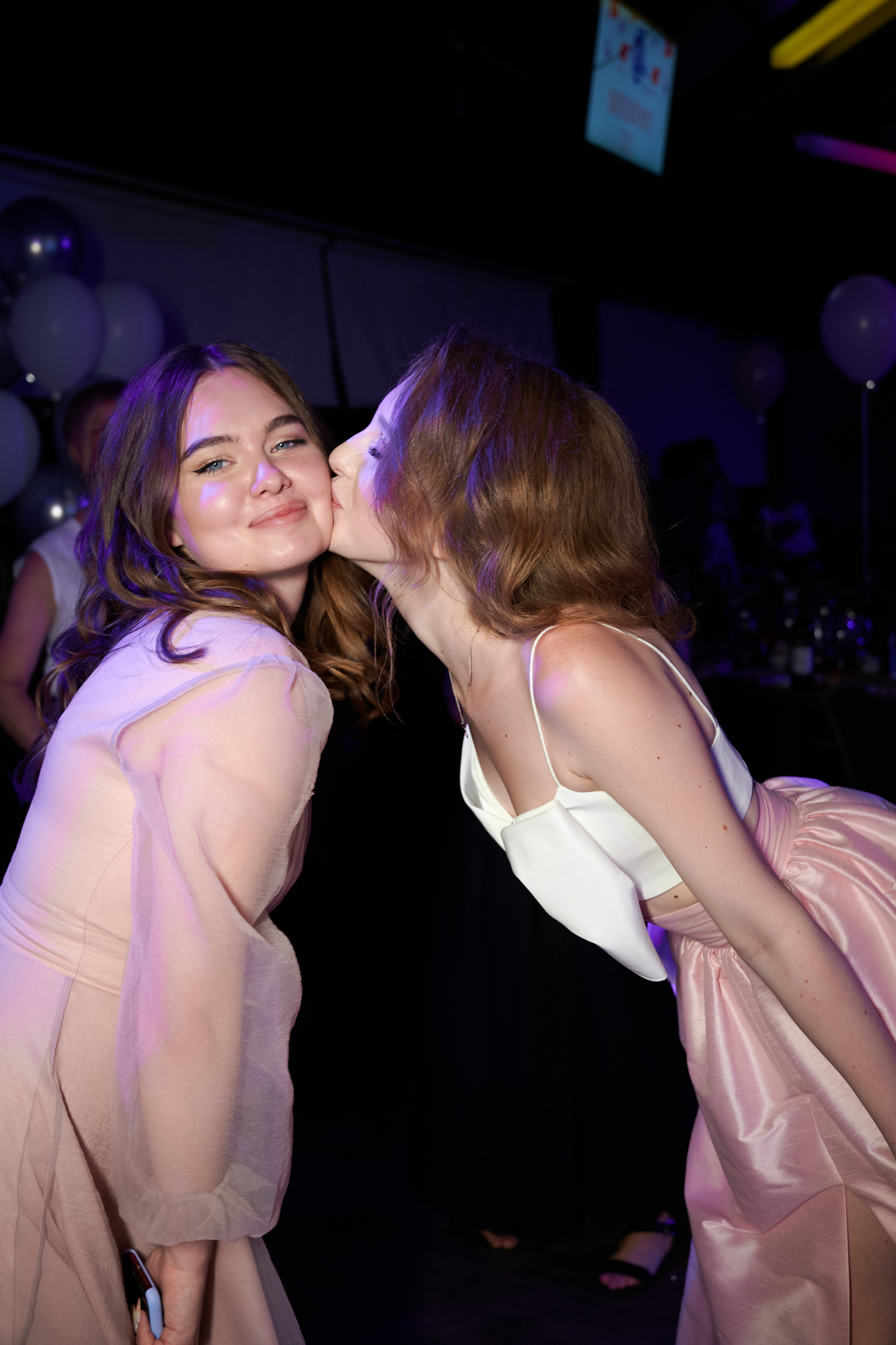 Выпускной 124 школы + video. Профессиональный репортажный фотограф в Самаре Никита Королев