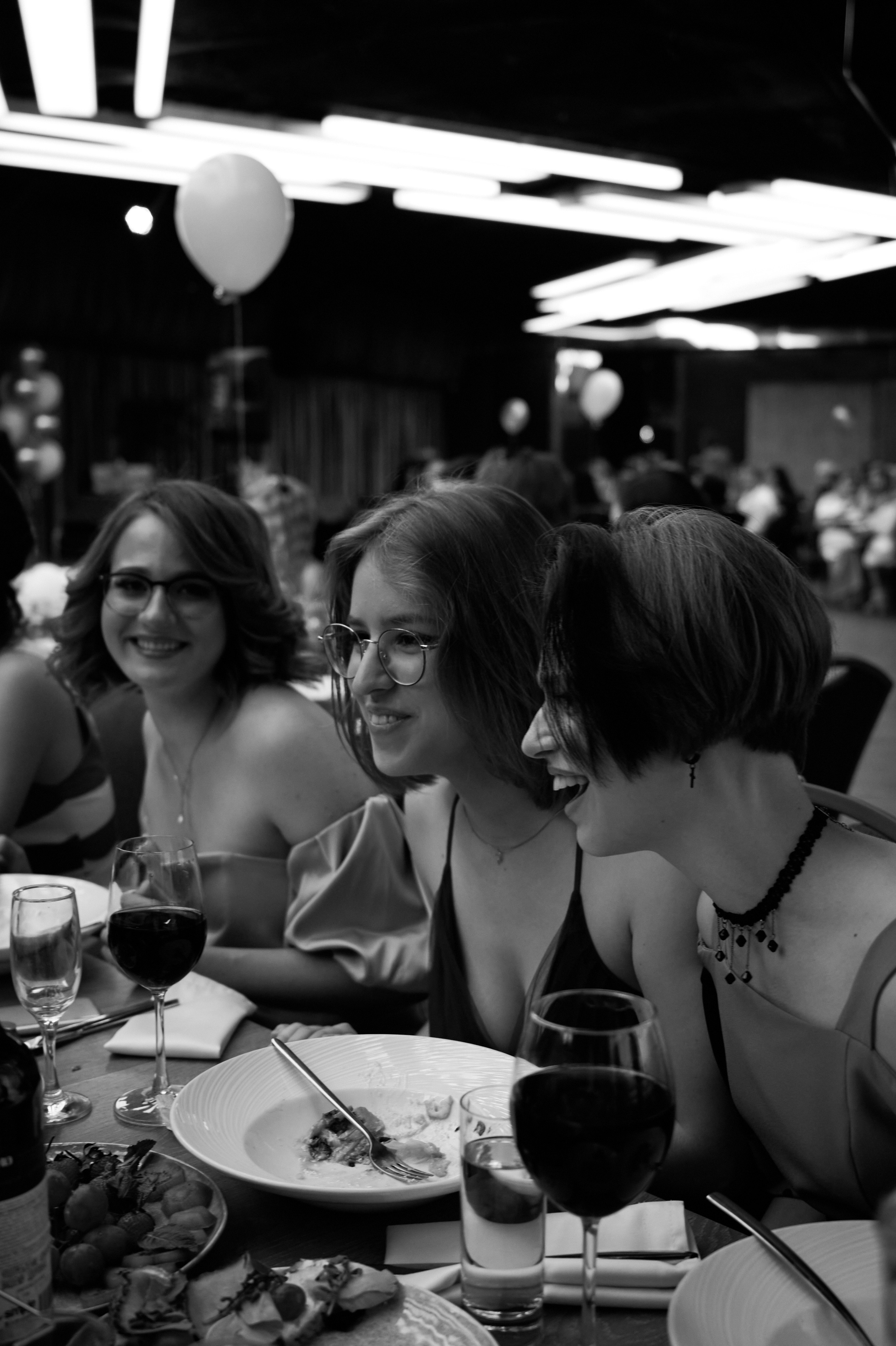 Выпускной 124 школы + video. Профессиональный репортажный фотограф в Самаре Никита Королев