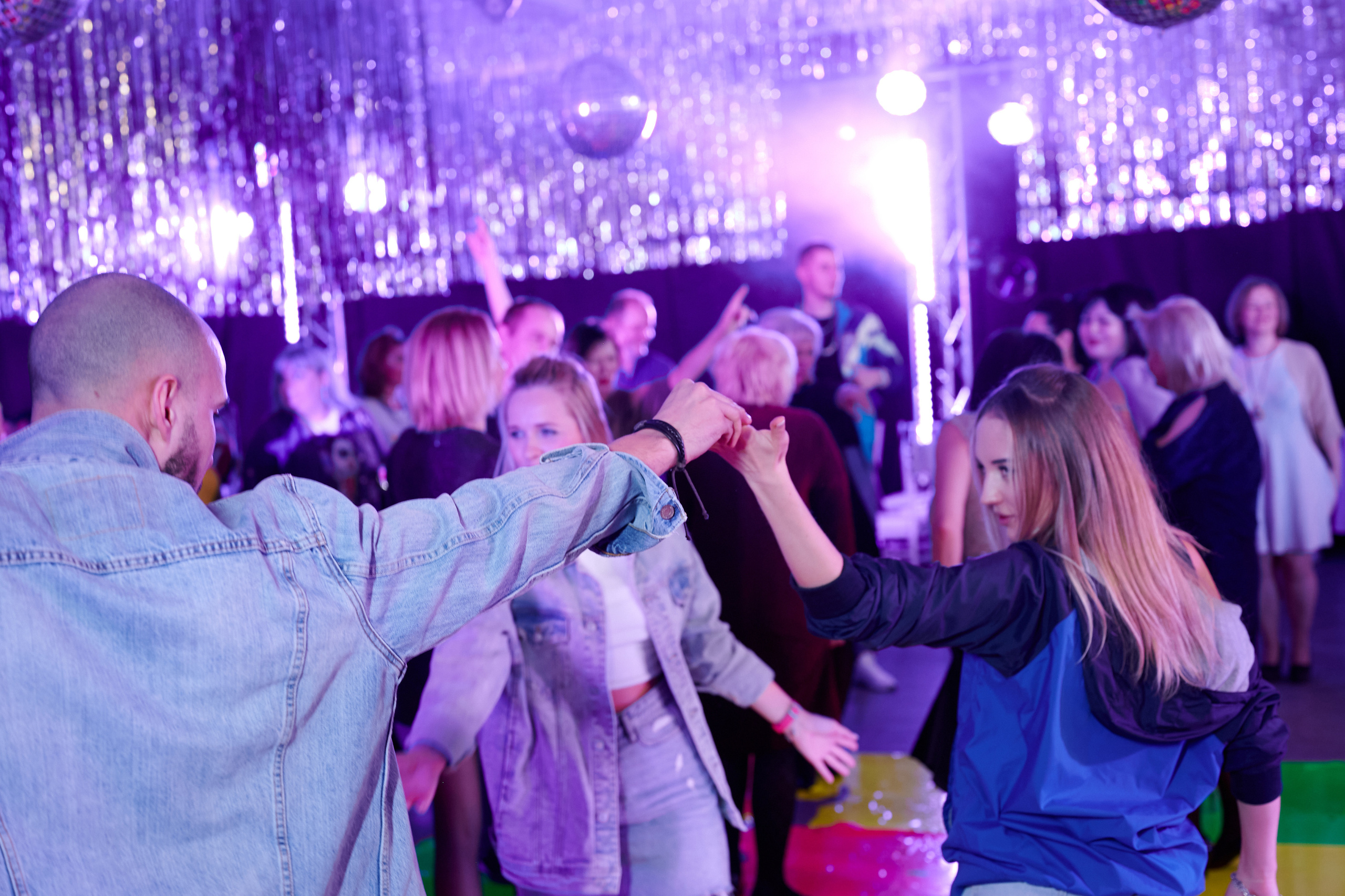 Новый год в стиле 90 х + video. Профессиональный репортажный фотограф в Самаре Никита Королев