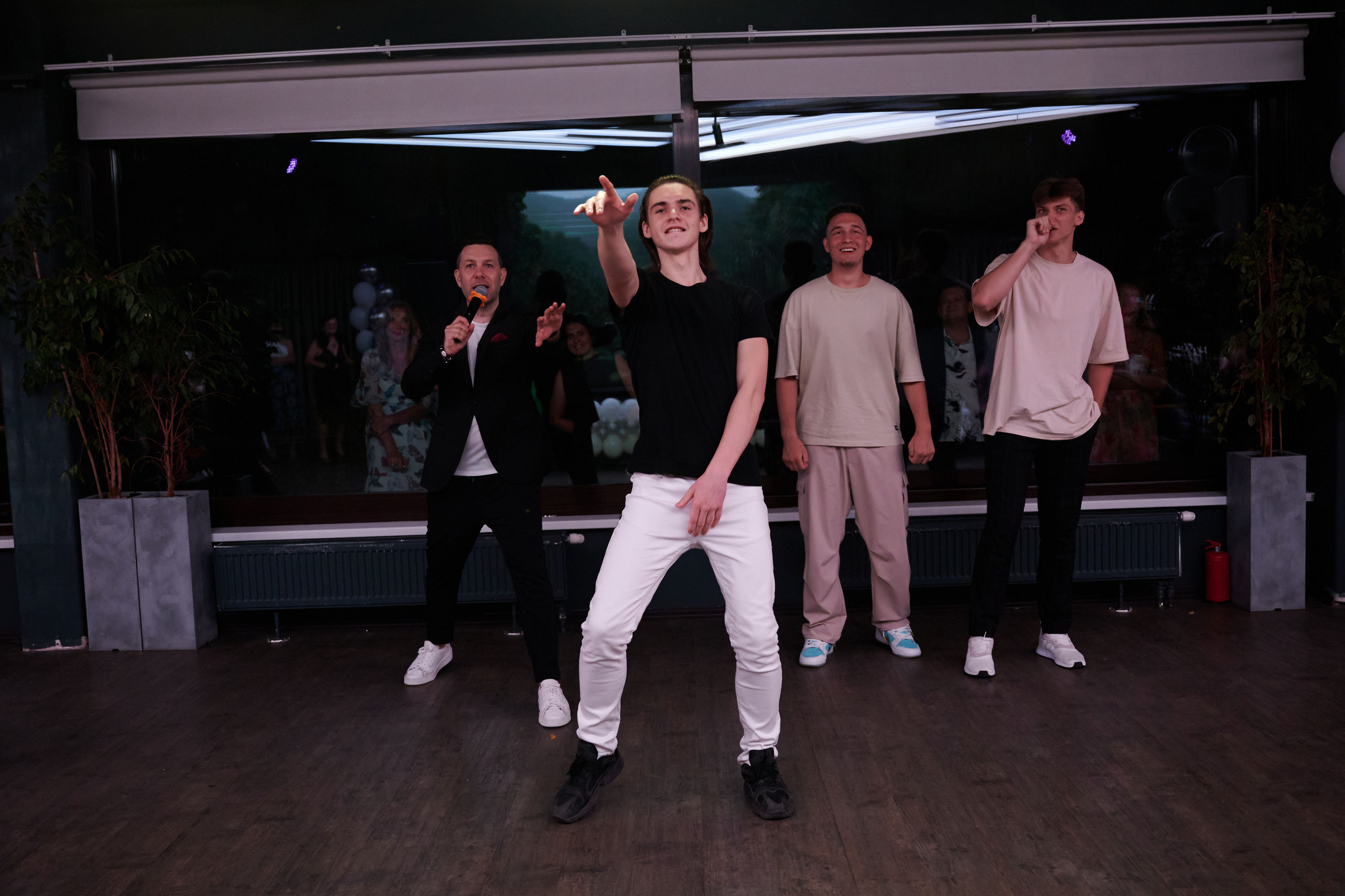 Выпускной 124 школы + video. Профессиональный репортажный фотограф в Самаре Никита Королев