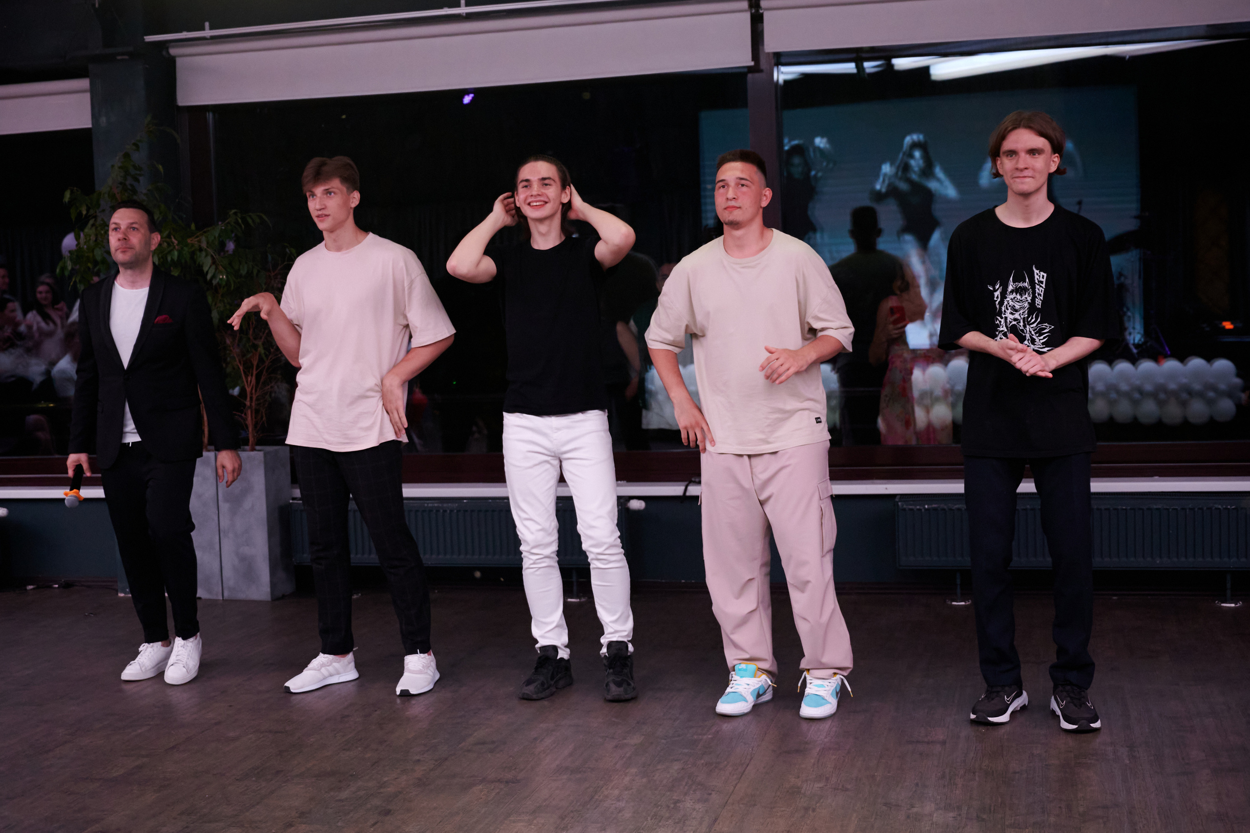 Выпускной 124 школы + video. Профессиональный репортажный фотограф в Самаре Никита Королев