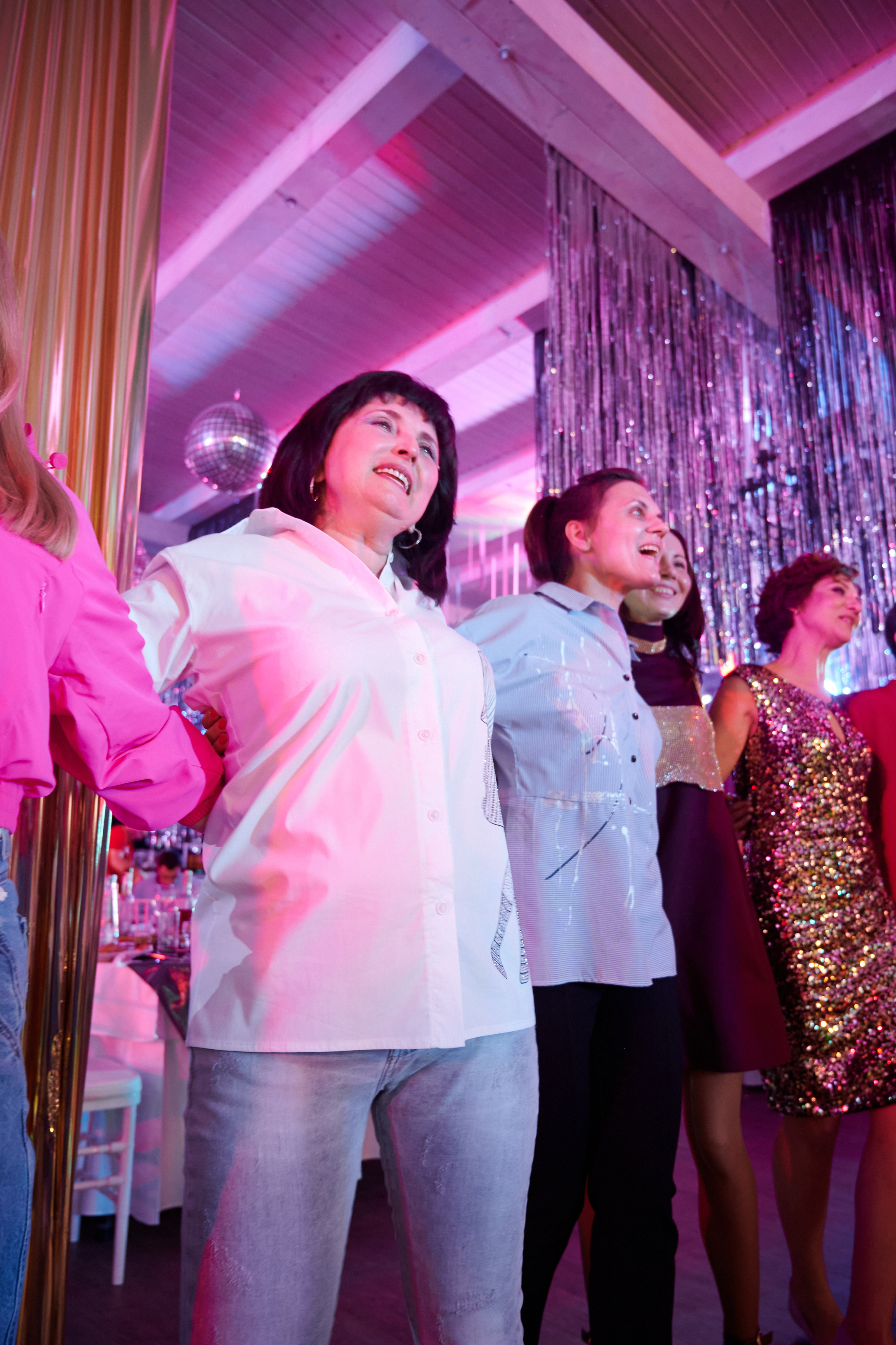 Новый год в стиле 90 х + video. Профессиональный репортажный фотограф в Самаре Никита Королев