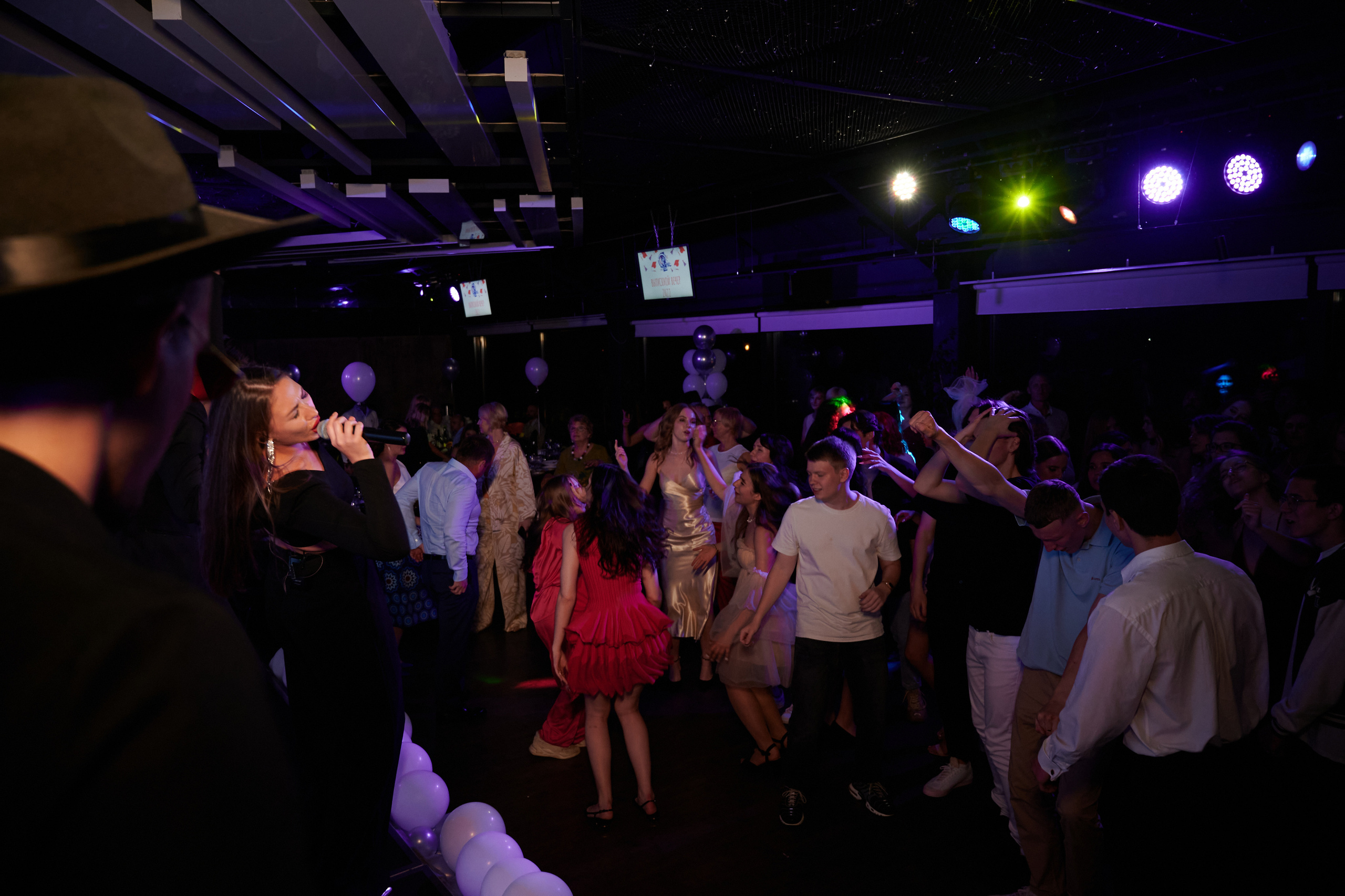 Выпускной 124 школы + video. Профессиональный репортажный фотограф в Самаре Никита Королев