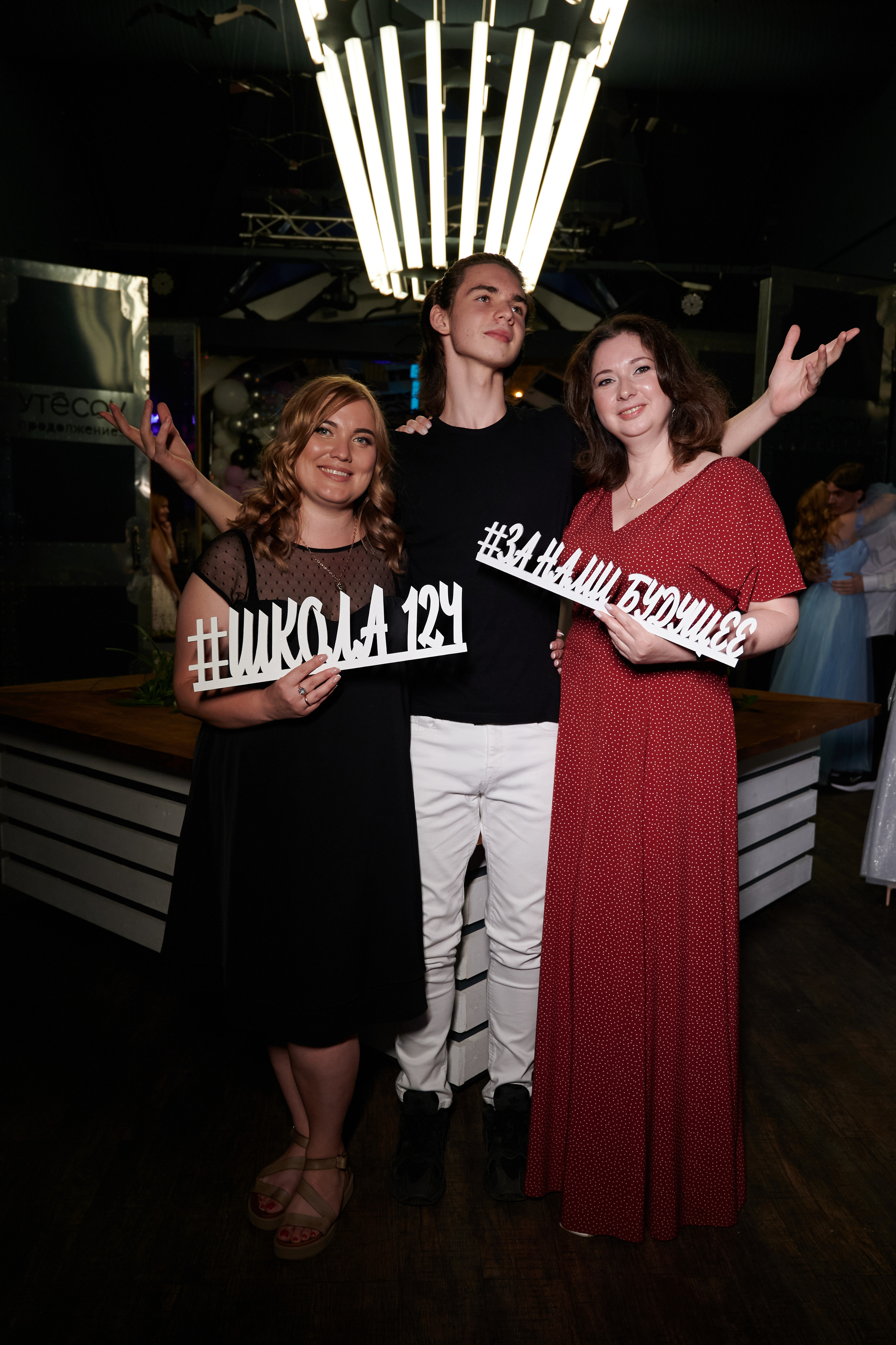 Выпускной 124 школы + video. Профессиональный репортажный фотограф в Самаре Никита Королев