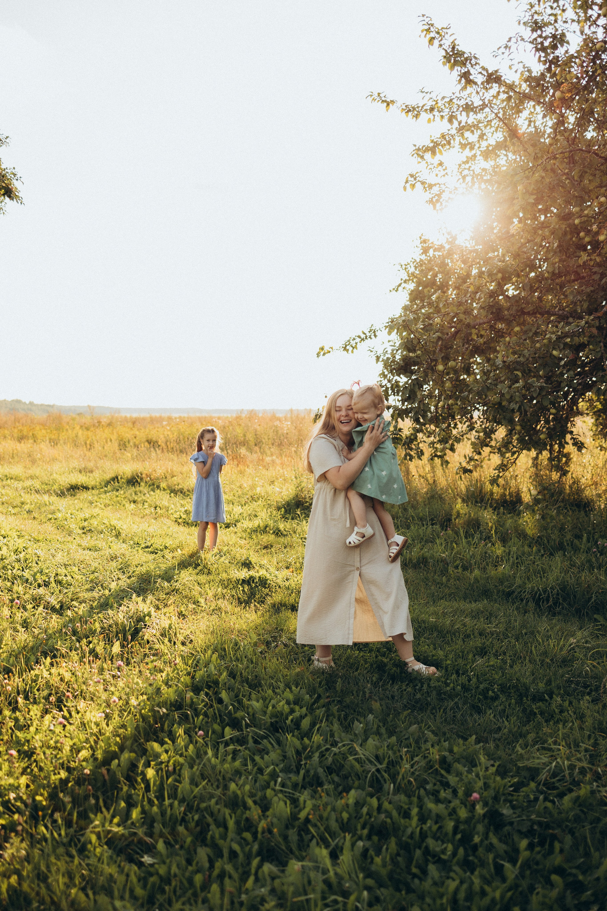 Чаепитие в саду. Фотограф Елена Рябцева