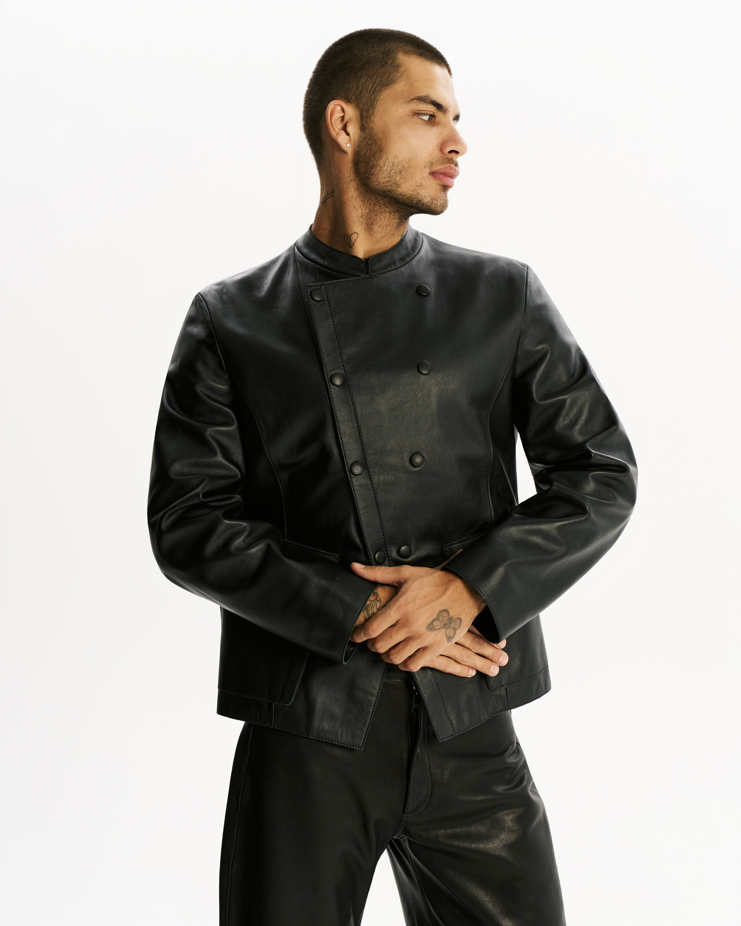 BAGLER. Фотограф для брендов одежды и маркетплейсов в Москве Рита Винтер