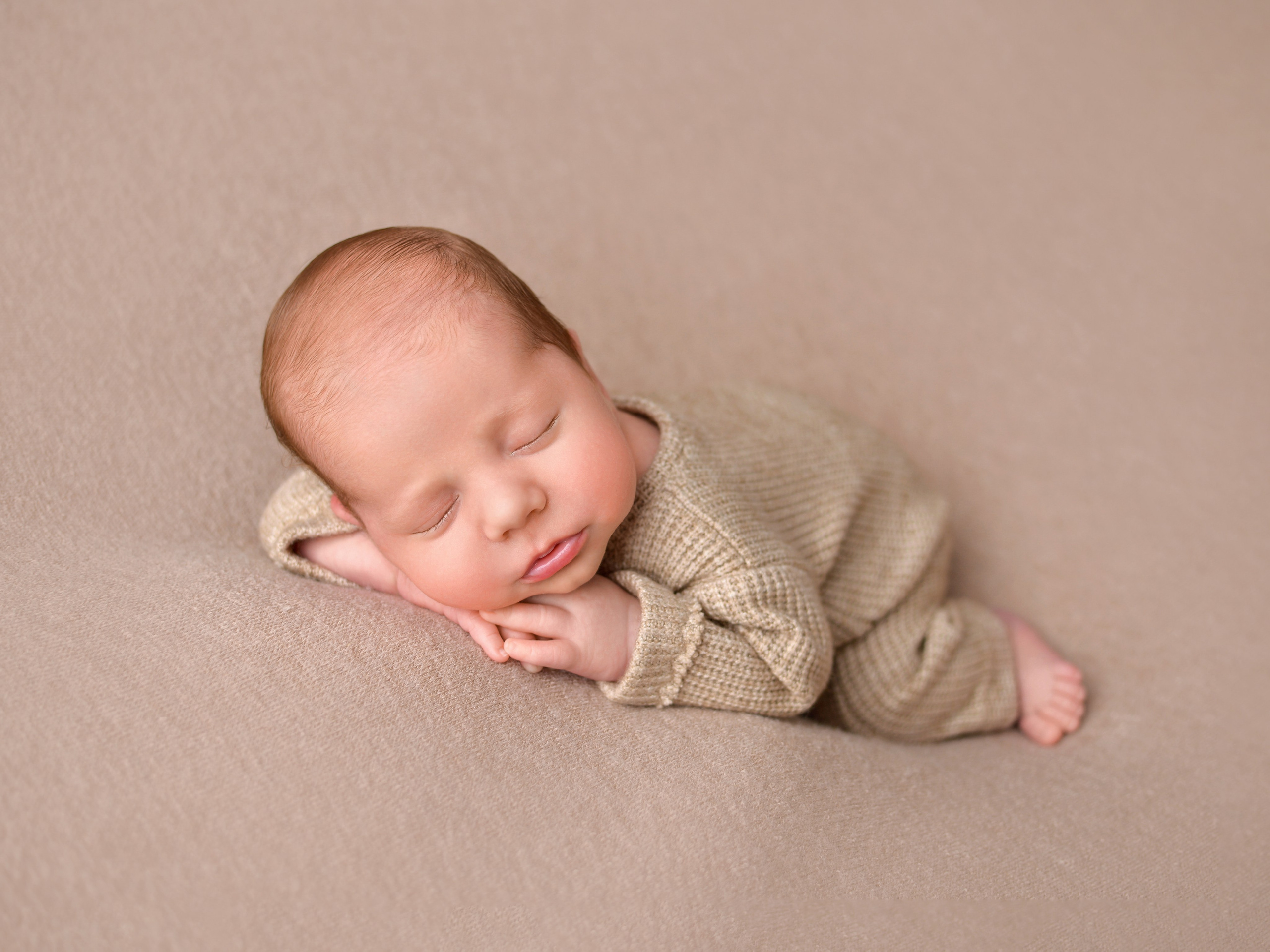 Лайфстайл с элементами ньюборн. Фотограф новорожденных Краснодар Малышенко Надежда