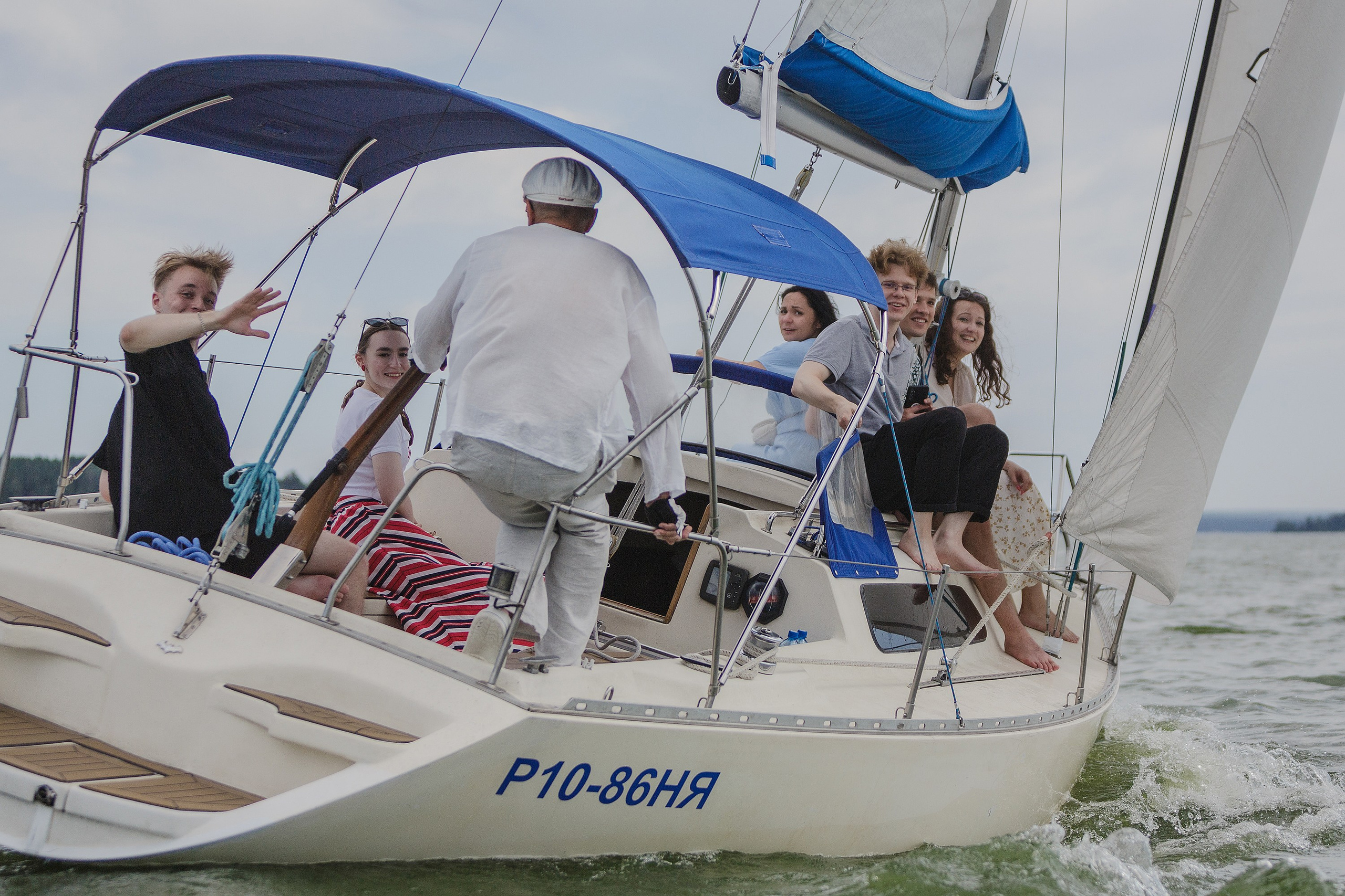 ЯХТИНГ. Roman Photo