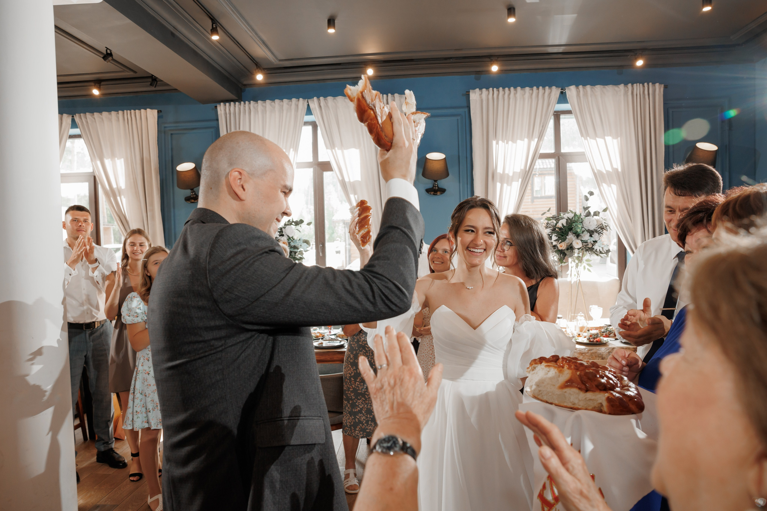 Полина и Дмитрий, загородный клуб «Барин», ЗАГС в г. Пушкино. Свадебный и репортажный фотограф (Москва, Королев и другие)