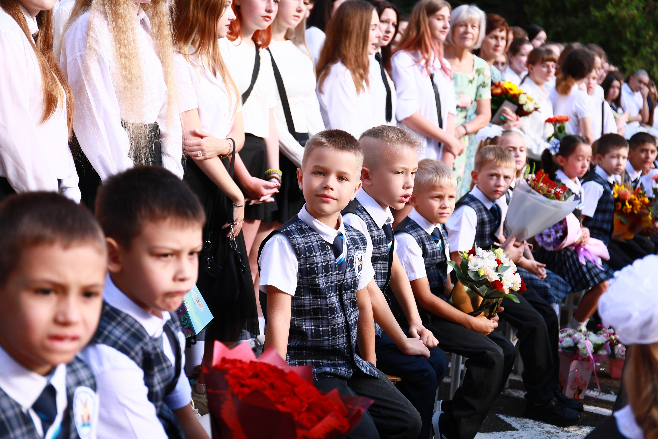 1 сентября (Школа 31). Детский семейный фотограф Краснодар