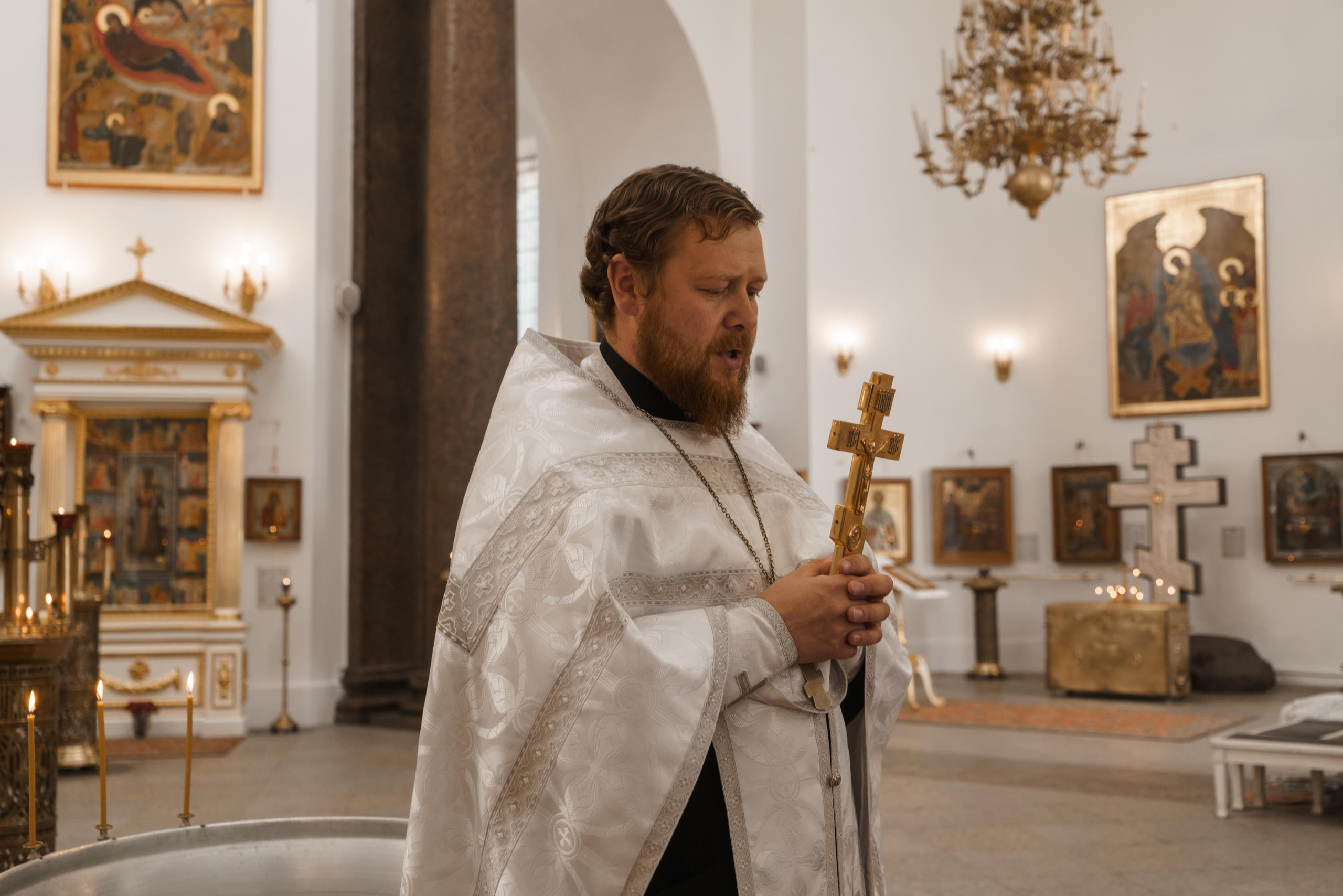 Софийский собор в г. Пушкин, крещение Евы. Контент- фотограф, рилсмейкер в Санкт- Петербурге Елена Грие