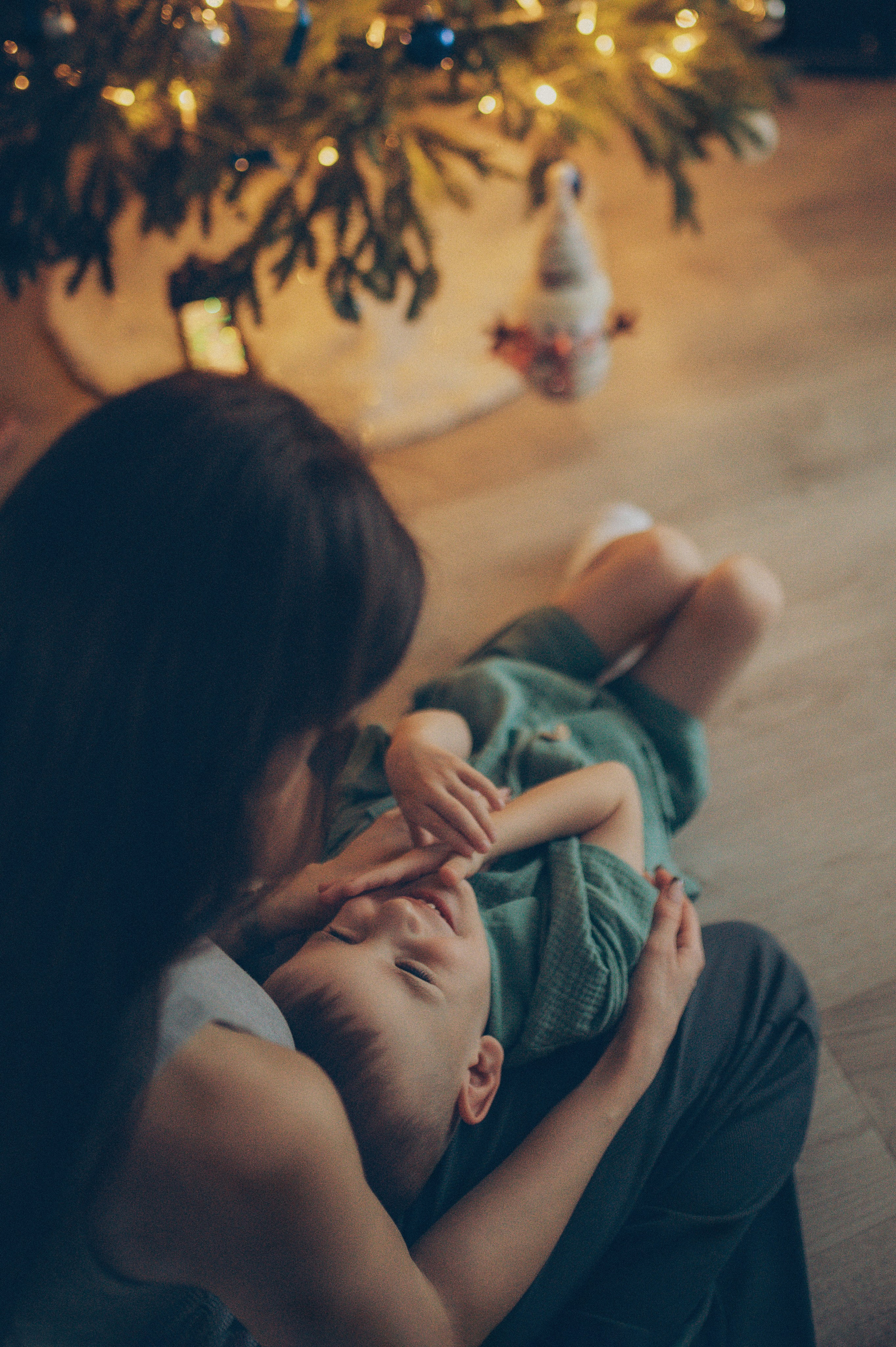 Миша и Тимофей (новогодняя домашняя). Фотограф, г. Лесной Свердловской области