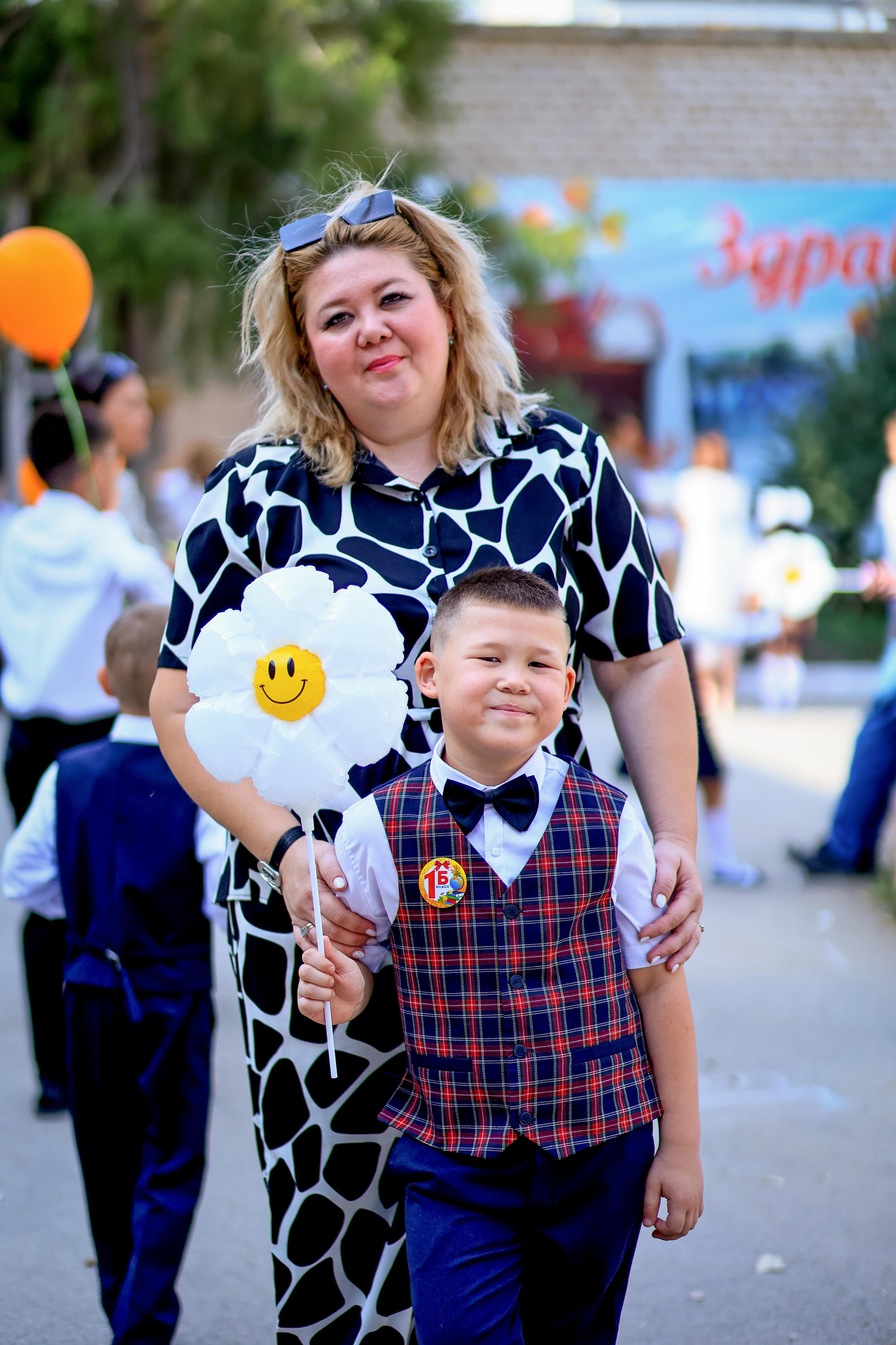 ШКОЛА 1 СЕНТЯБРЯ. Свадебный фотограф — видеограф в г. Астрахань Екатерина Юмашева