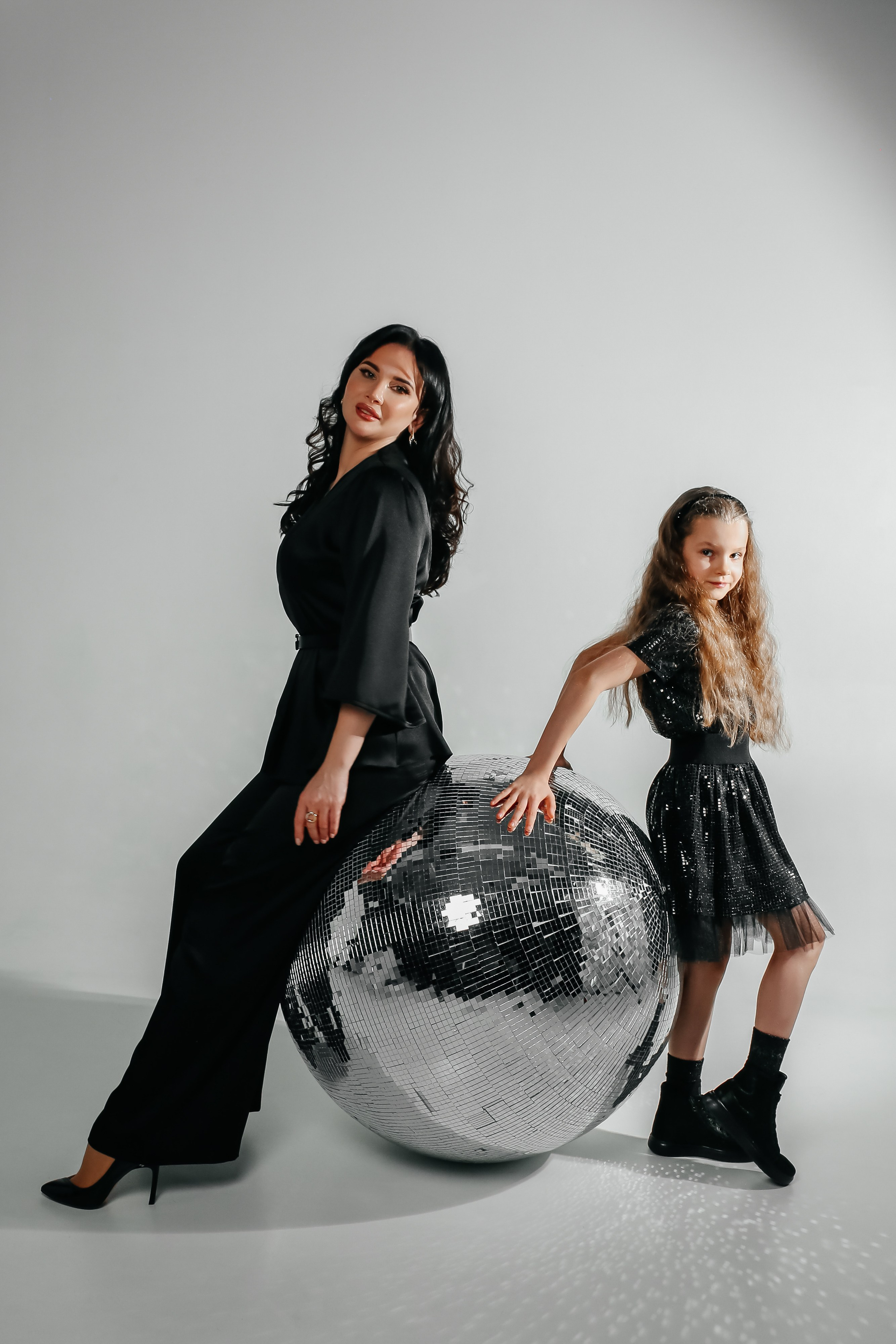 Оля и Анюта