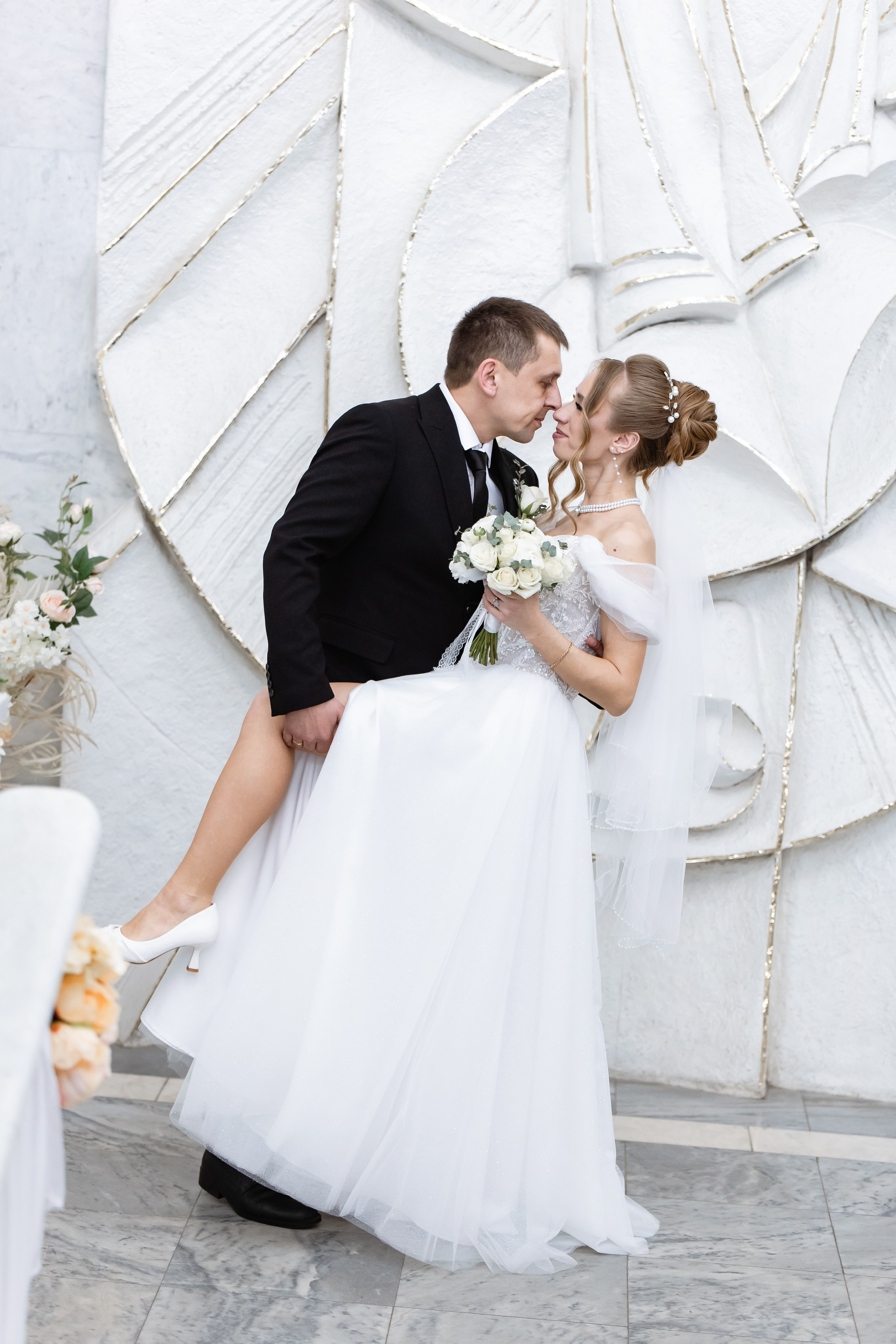 Анонс свадебных фотографий Вики и Александра. Фотограф Михаил Александров