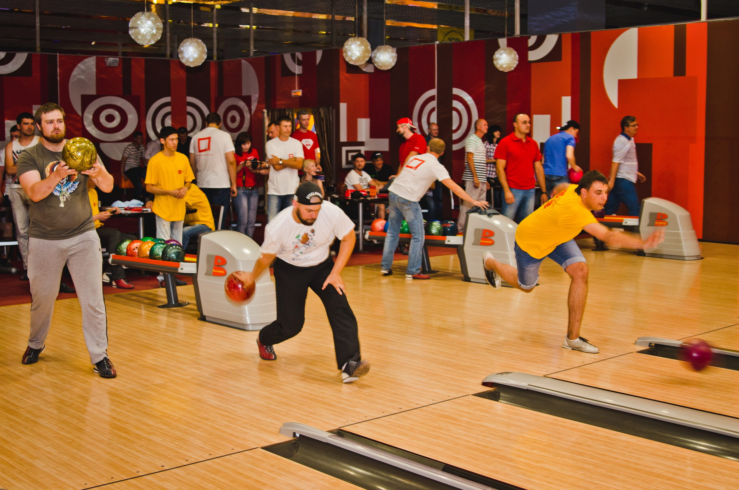 Копоратив.МТС-Теле2-Ростелеком.Боулинг. Свадебный и семейный фотограф Денис Лукьянов в Краснодаре, Краснодарском крае и Республике Крым