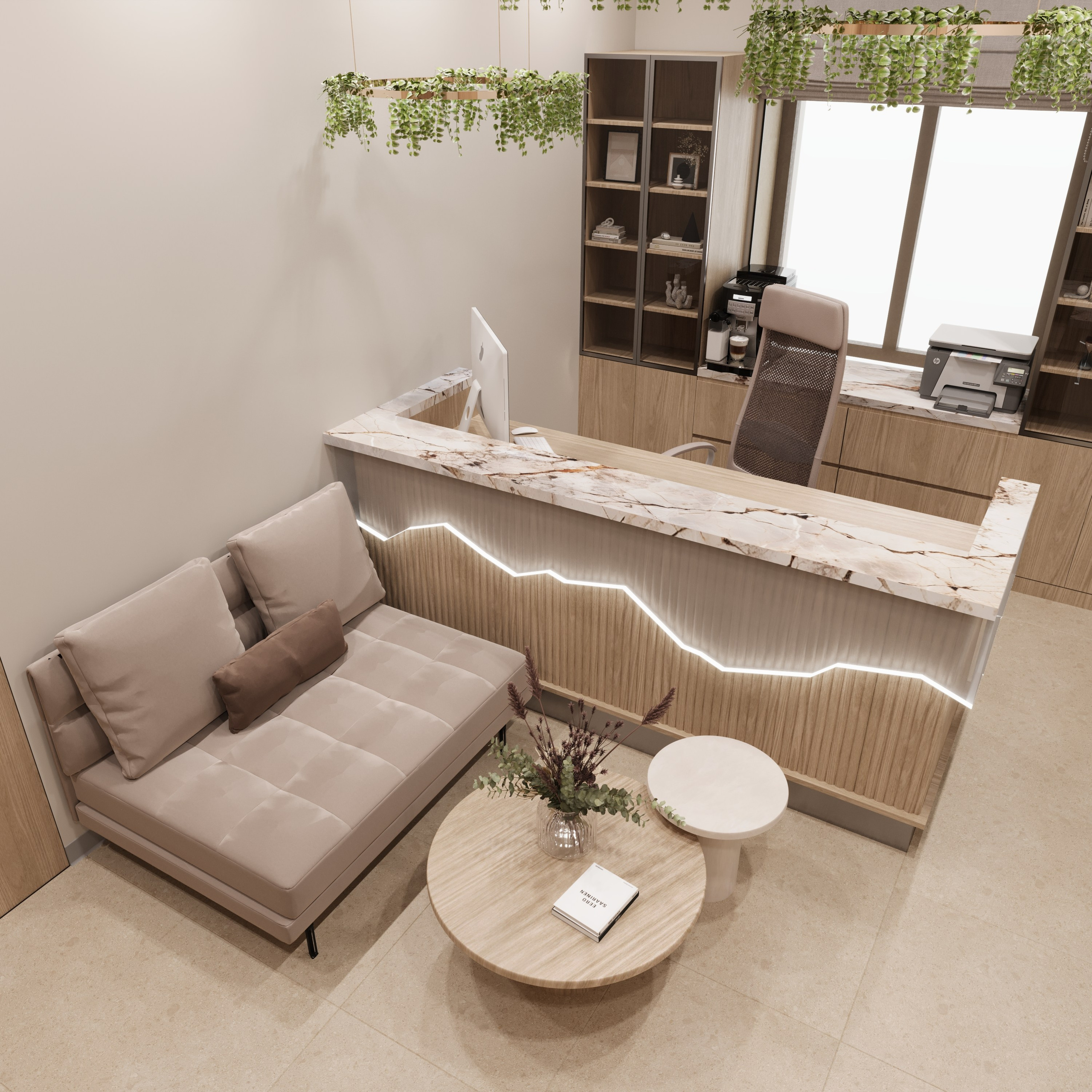 Вид сверху на приемную директора: мягкий диван и деревянный журнальный столик