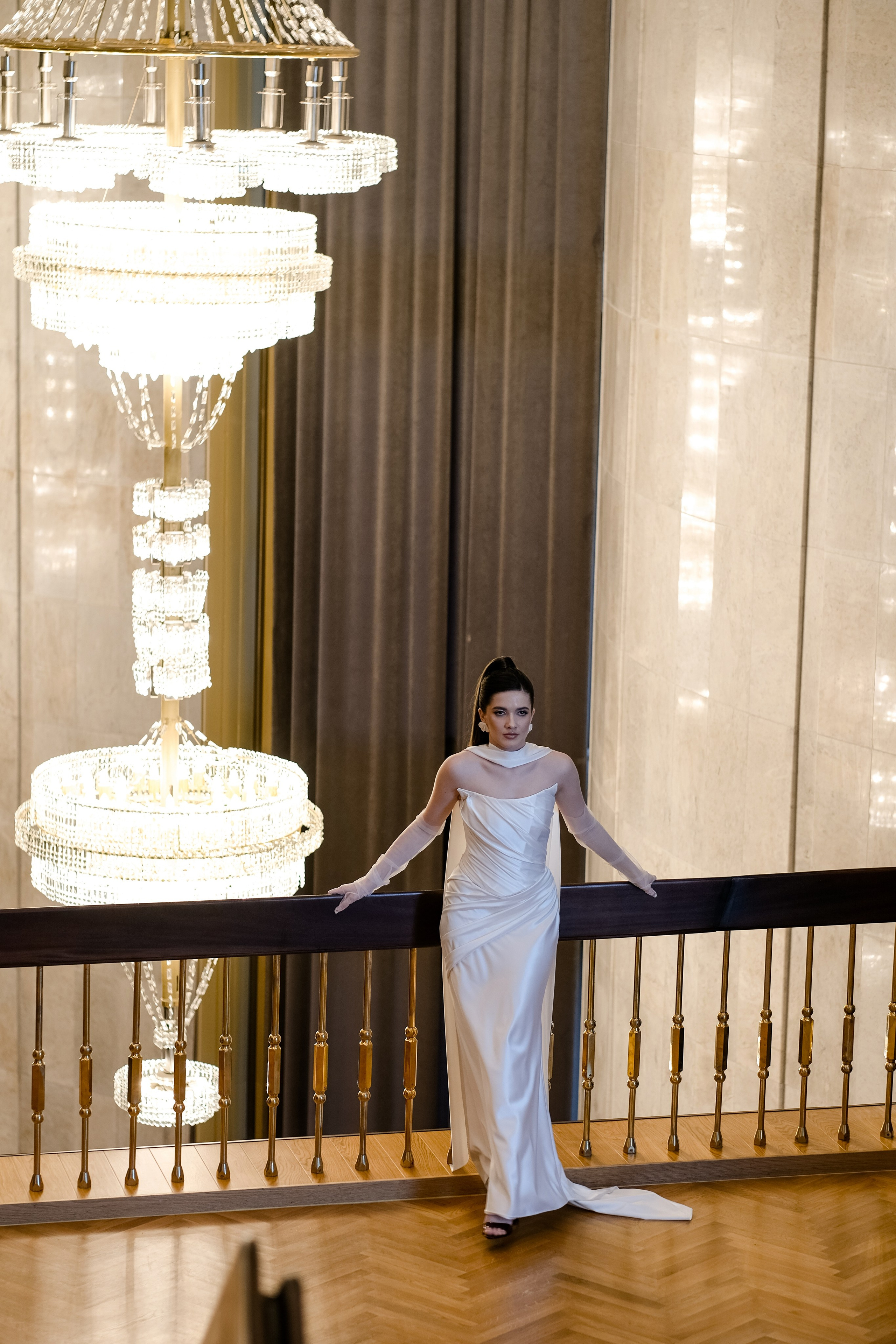 Свадебная фотосессия в театре драмы имени Наума Орлова. Свадебный фотограф в Челябинске Сырчикова Наталья