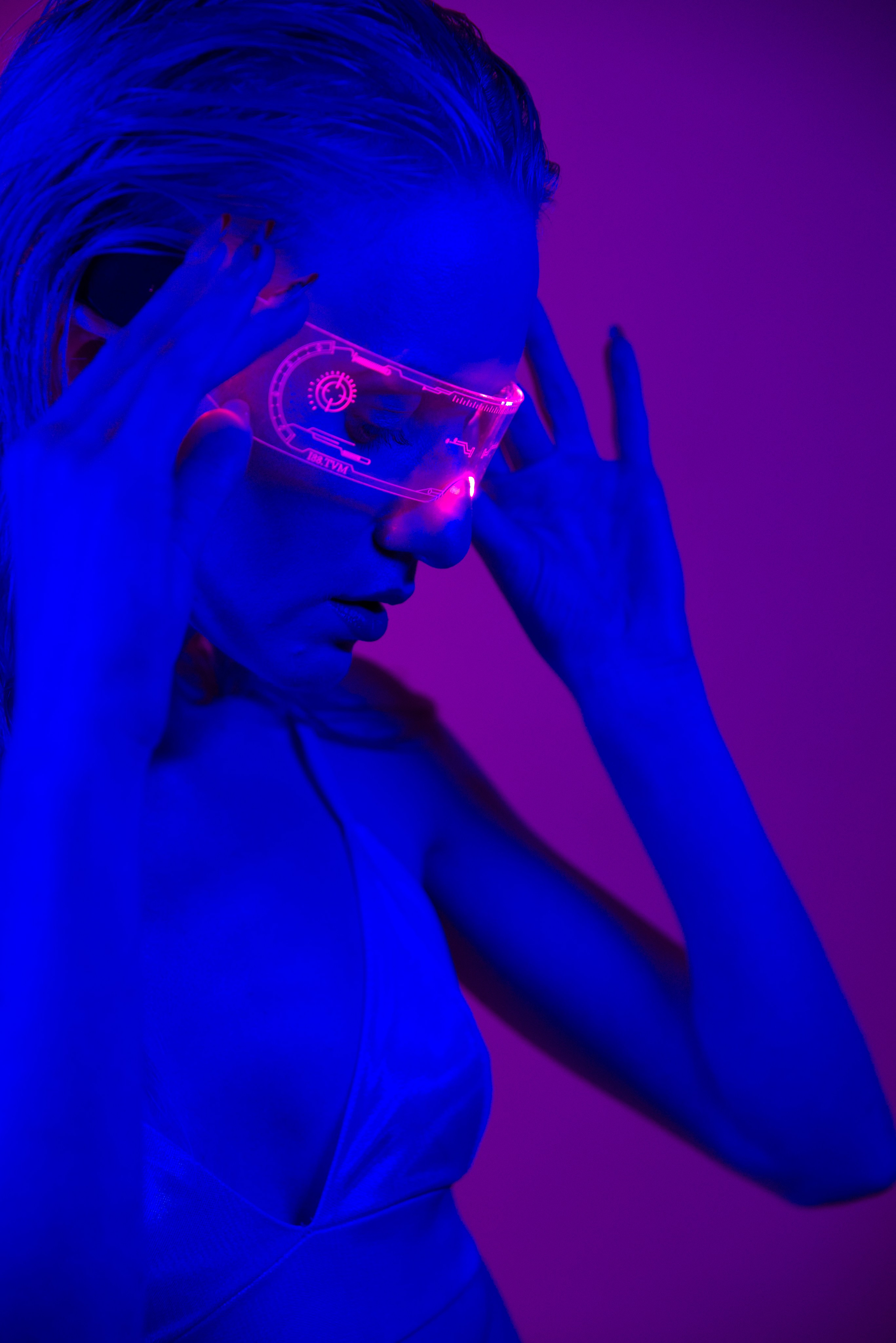 Мария Тихонова. Неон