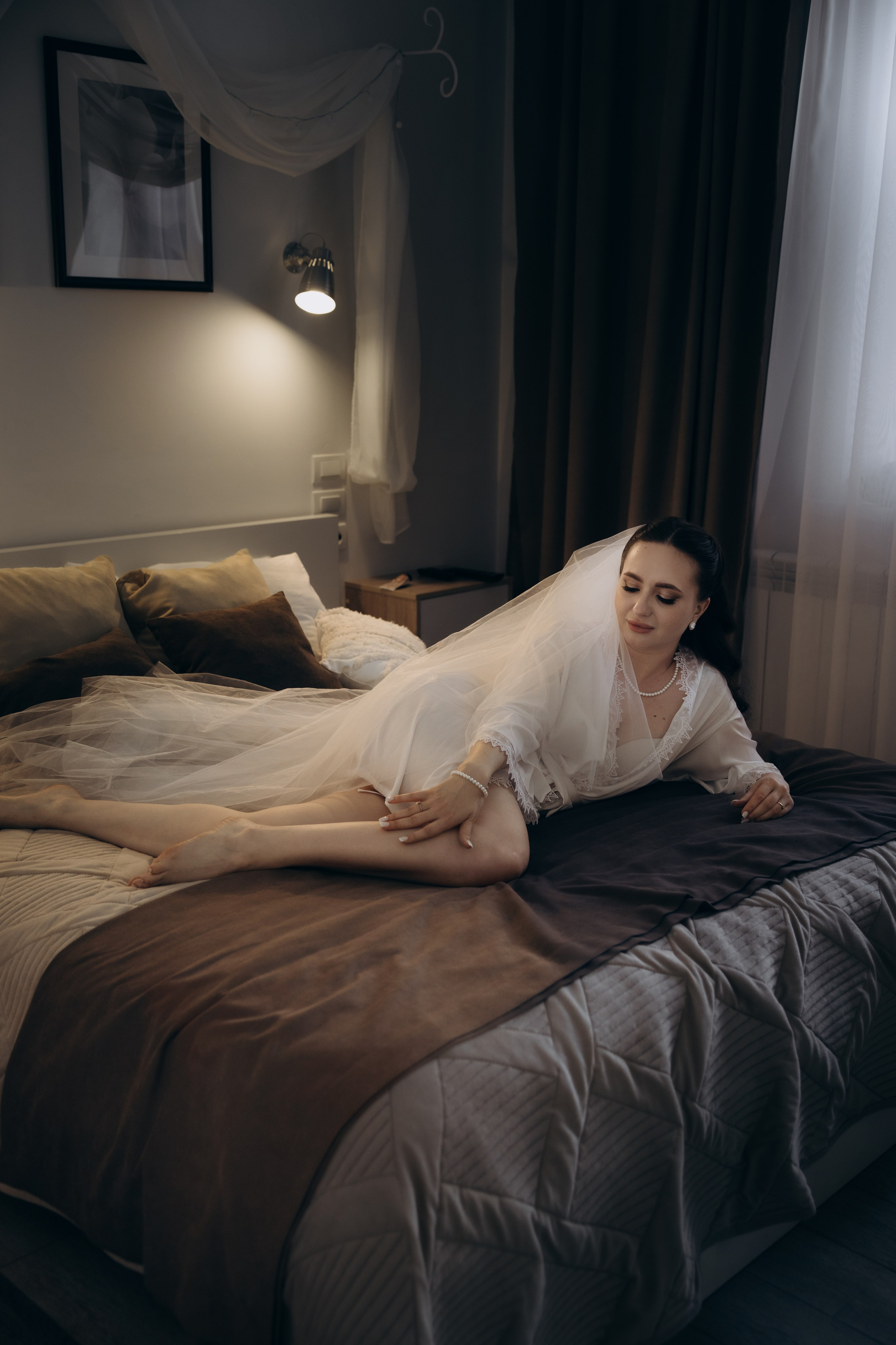 Свадебная фотосъемка в Пензе: Ольга и Владислав в отеле и студии «Перспектива»