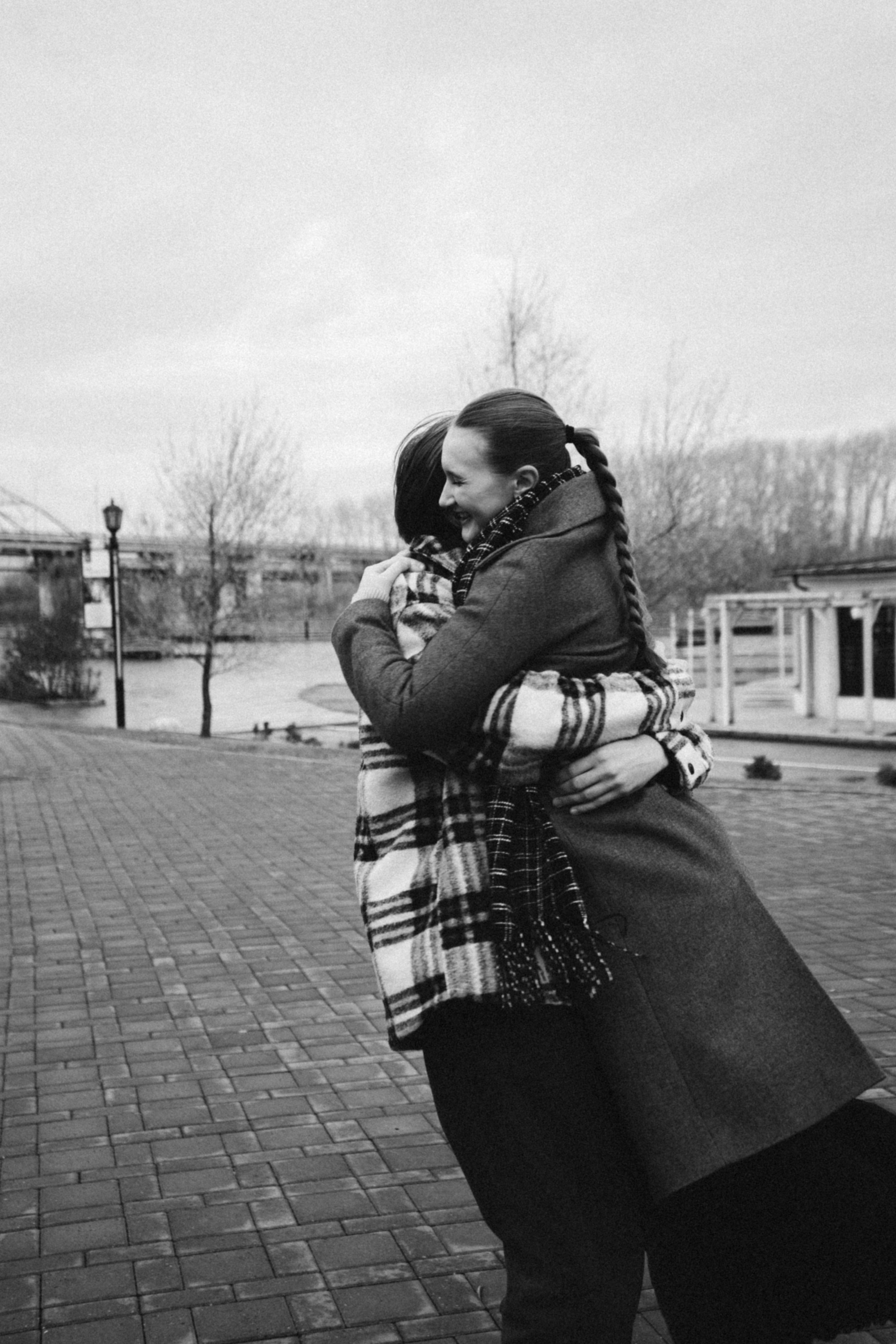 Milena and Dima, Walk — Couple Photoshoot — Xeni Photography. Xeni Photography