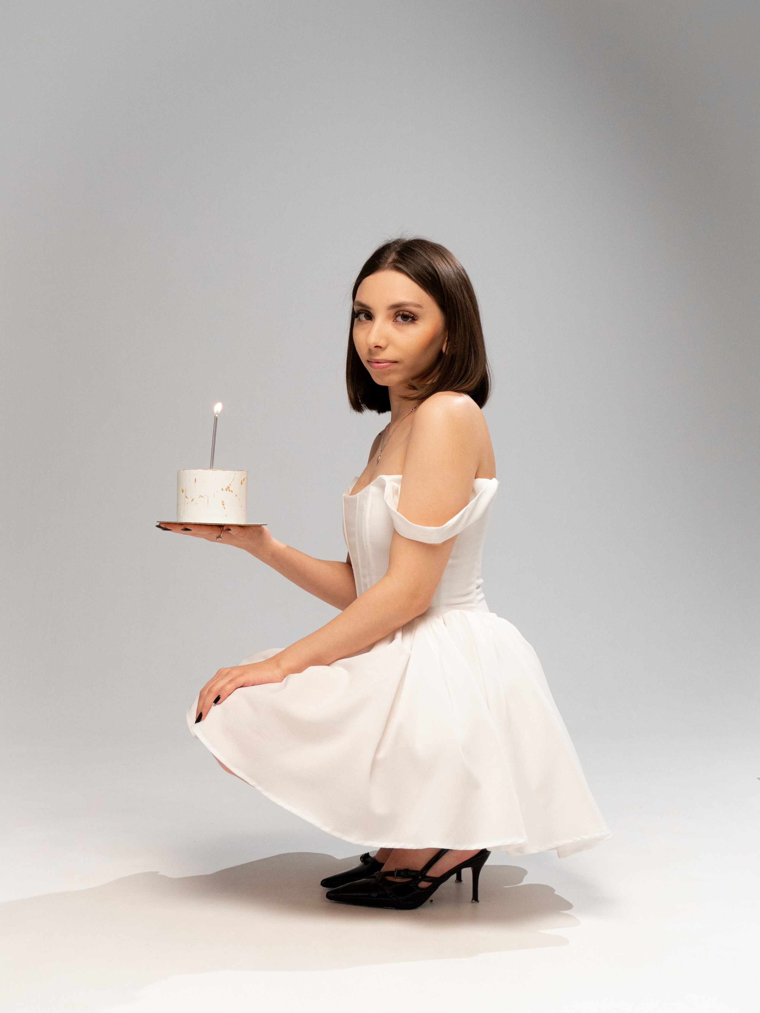 Съёмка в студии. Мобильный фотограф в Омске