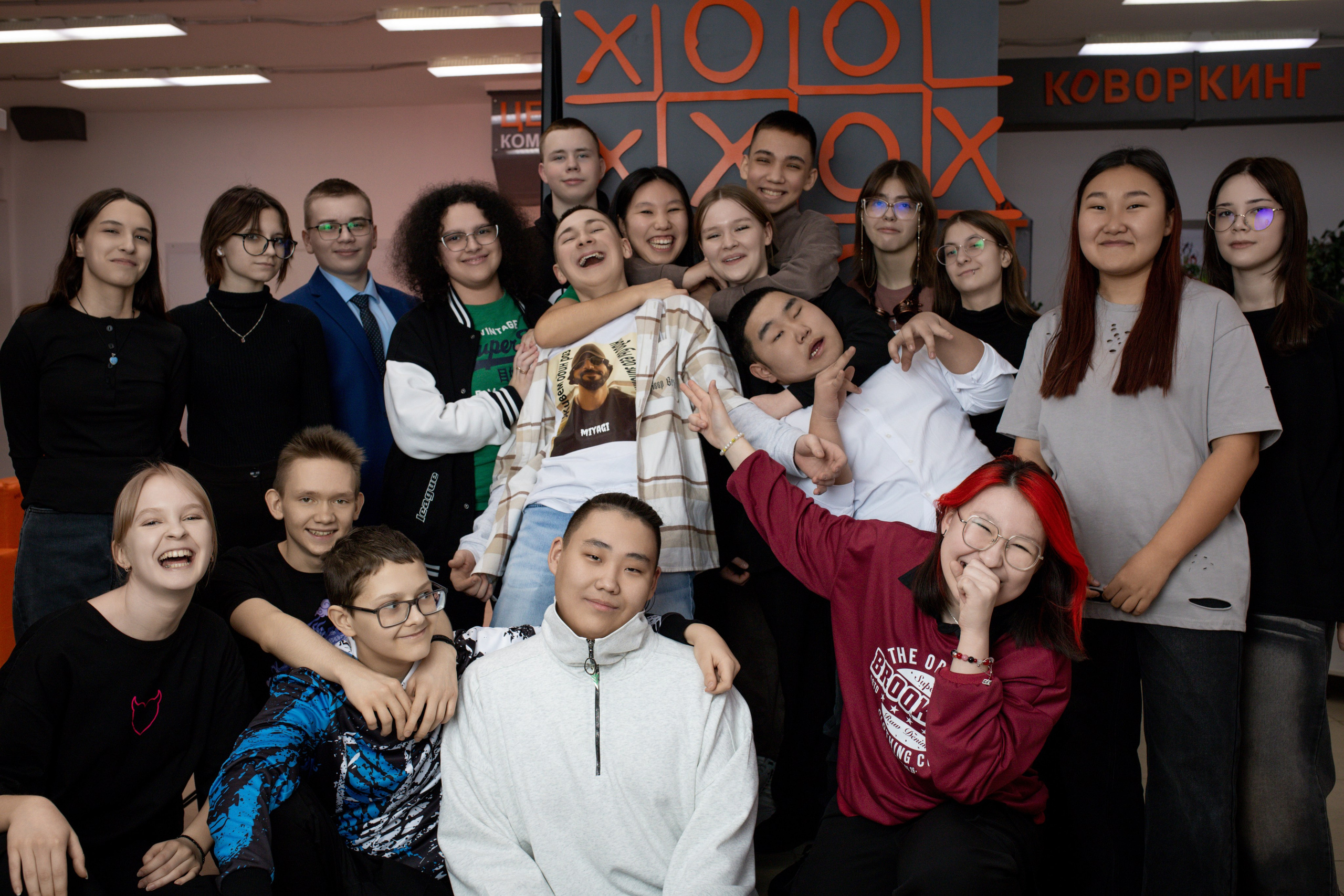 Старшая школа. Литовкина Анастасия фотограф, выпускные альбомы г. Мирный