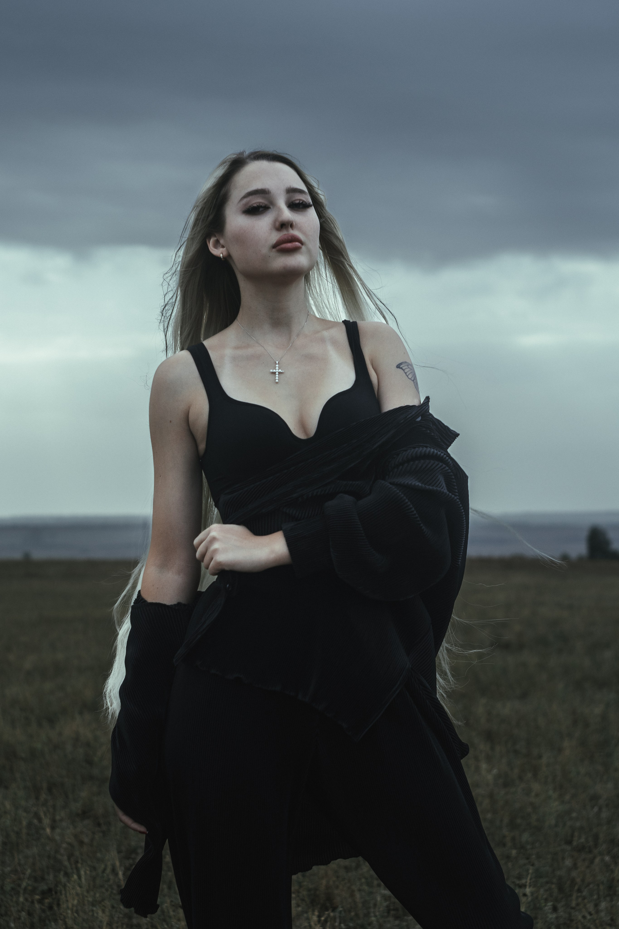 K. Фотограф. Пейзажи, макро, портреты. Город Енакиево, без границ в съёмке