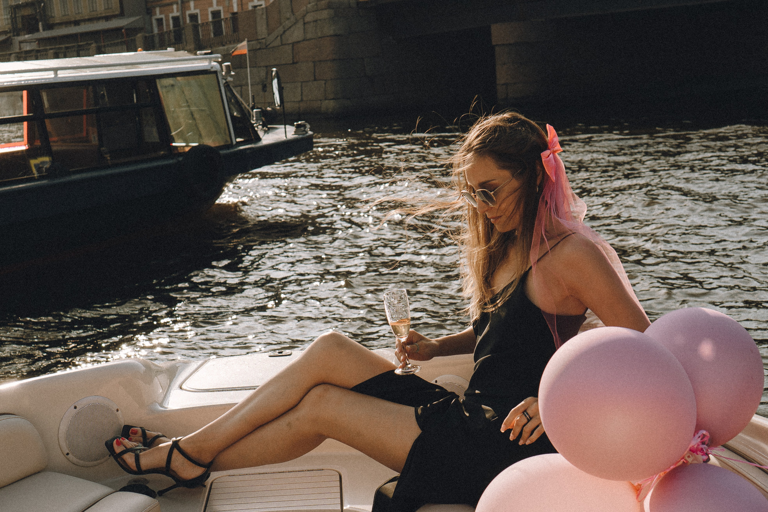 ДЕВИЧНИК НА КАТЕРЕ. Профессиональный фотограф, Санкт-Петербург — Виктория Богомолова