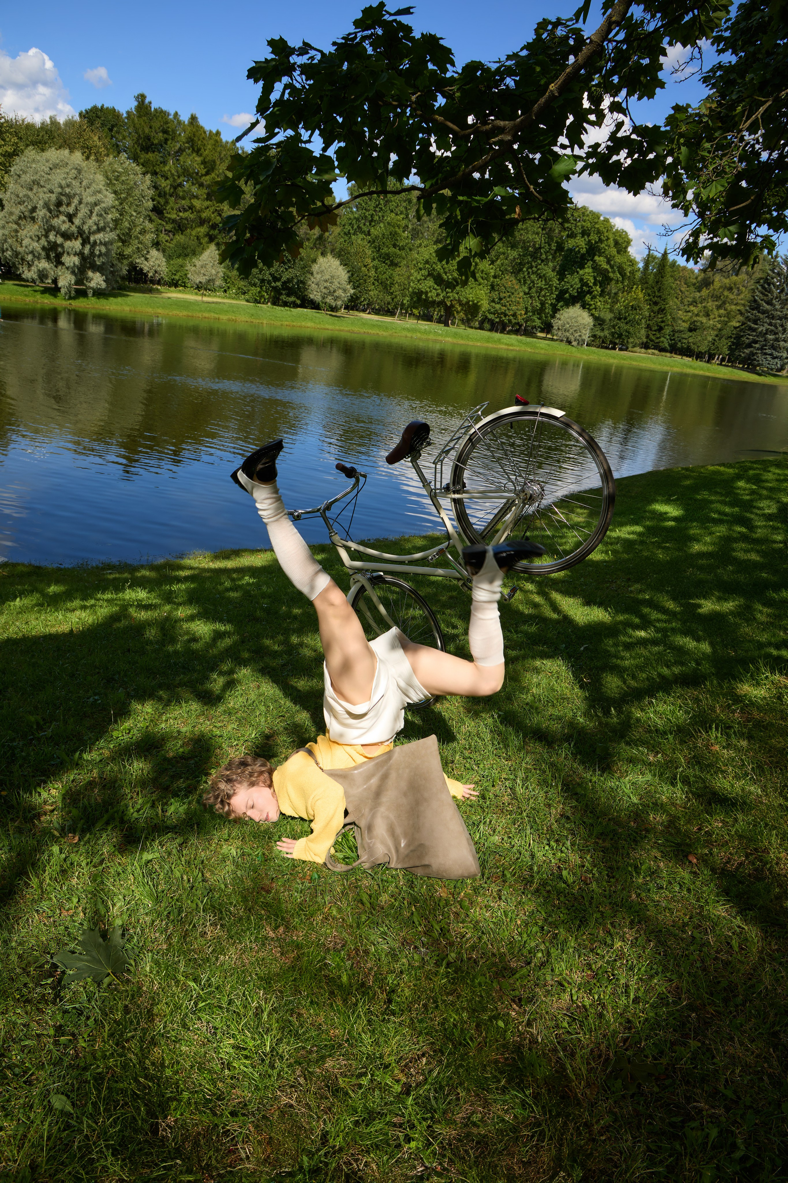 UPSIDE DOWN ARNY PRAHT. Фотограф в Санкт-Петербурге модельные тесты каталоги бренды лук бук