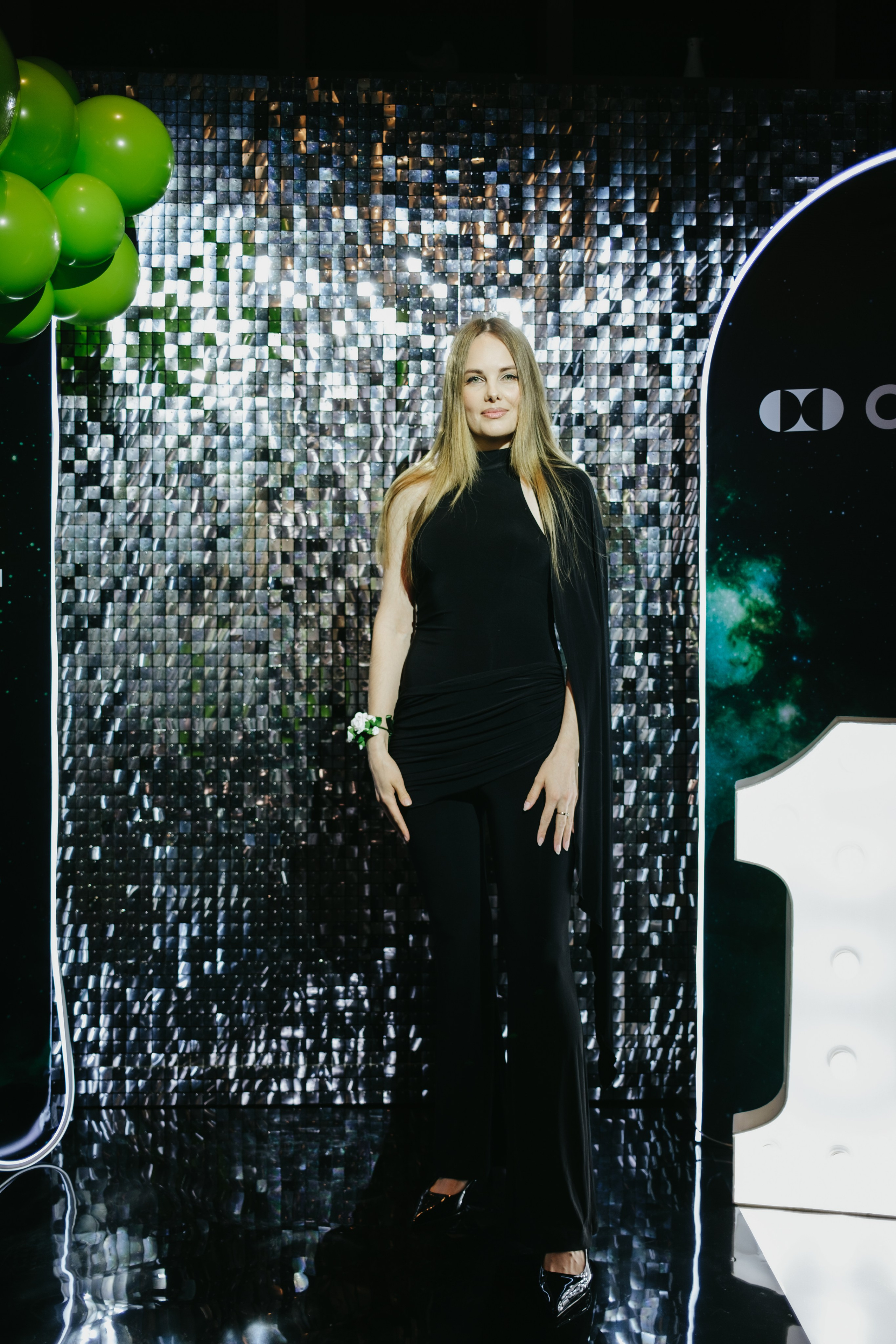 Корпоратив в Сириусу (Адлер) 10 лет компании. Свадебный фотограф Денис Ожигин в Краснодаре и крае. Эмоциональная и стильная съемка вашего дня