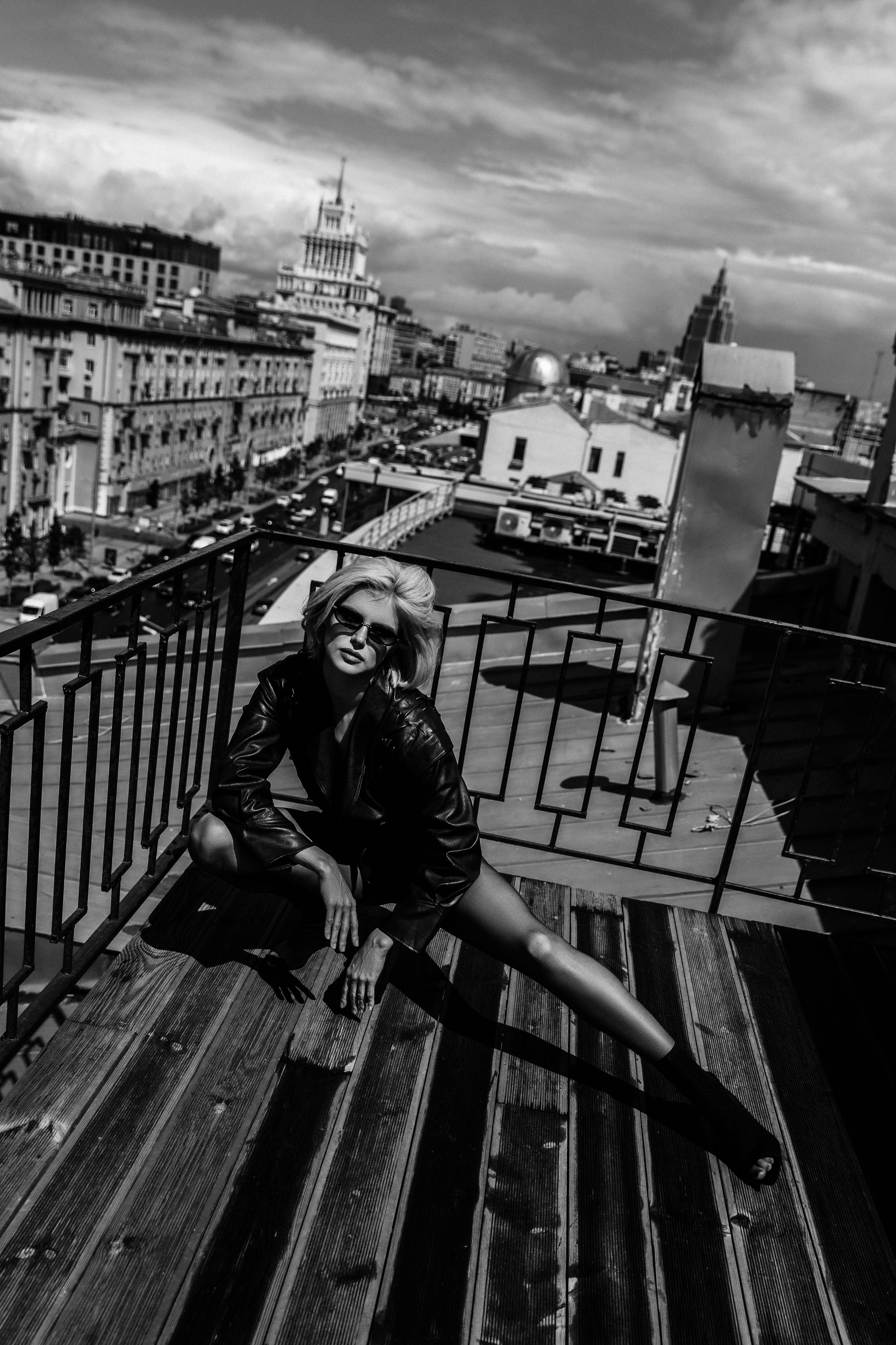 TAYA black | white. NatalieDmi — фотосессия беременности, семейный фотограф, портрет