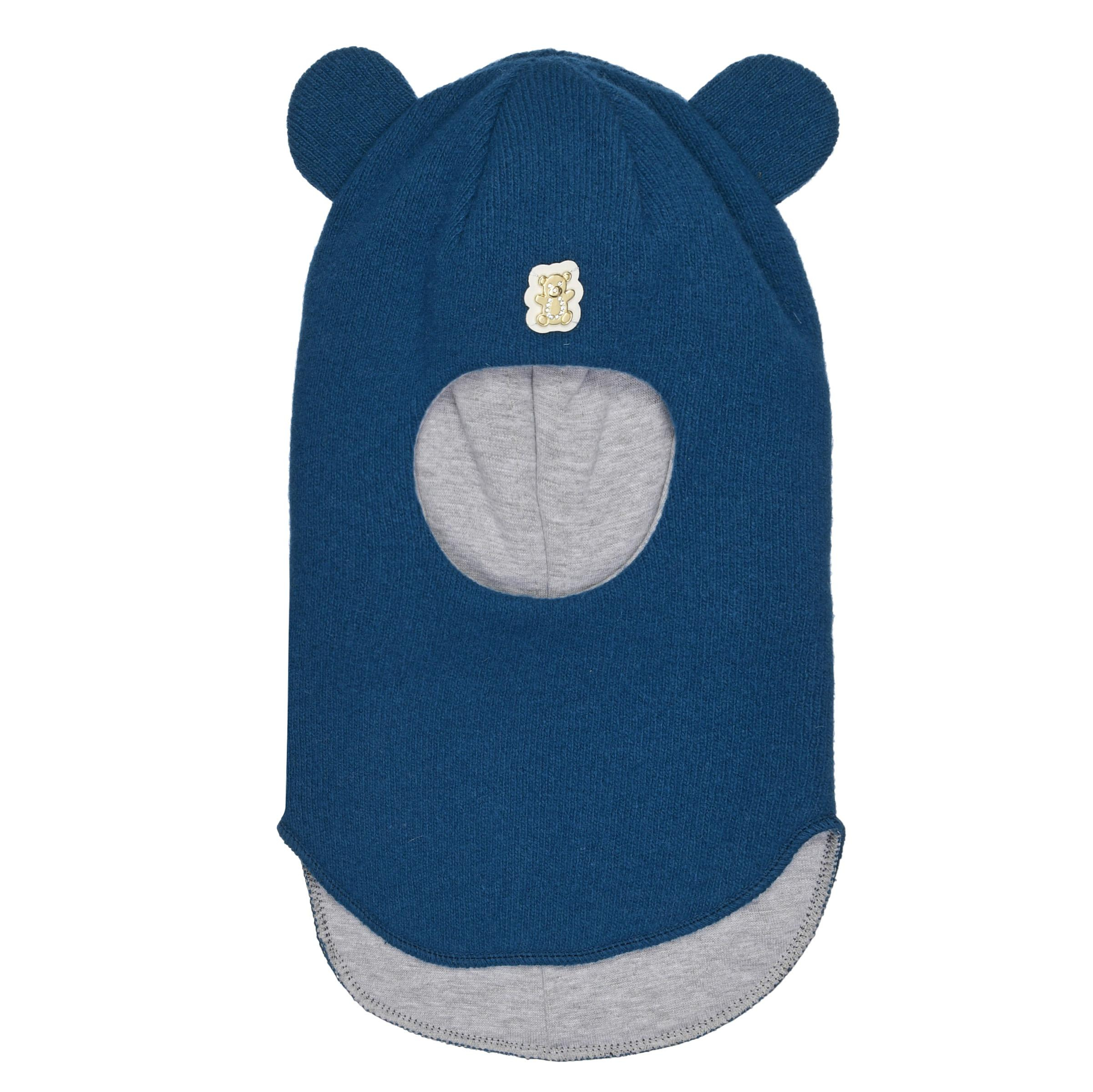 Шапка шлем детская синего цвета на белом фоне для интернет-магазина.