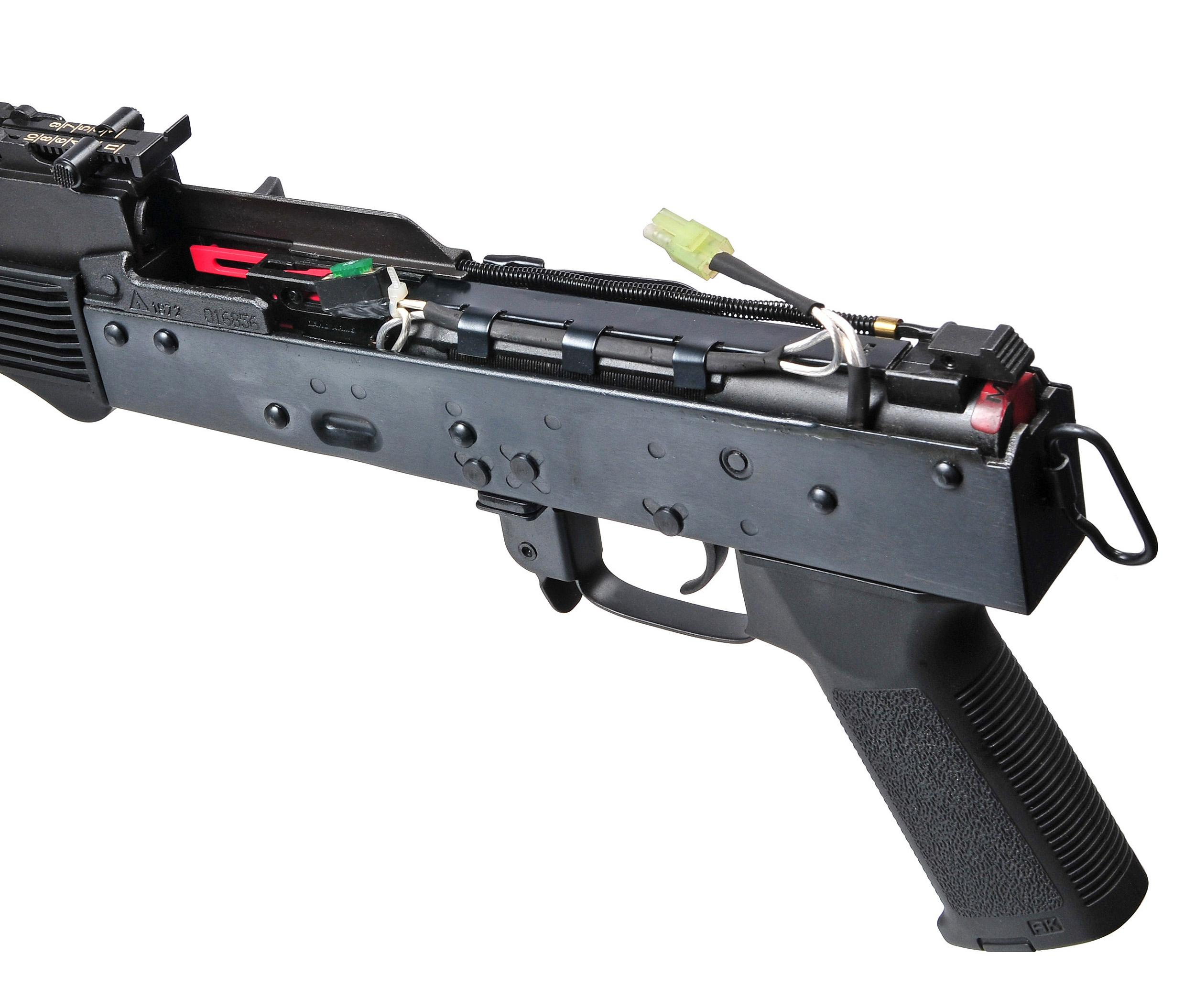 автомат крупным планом