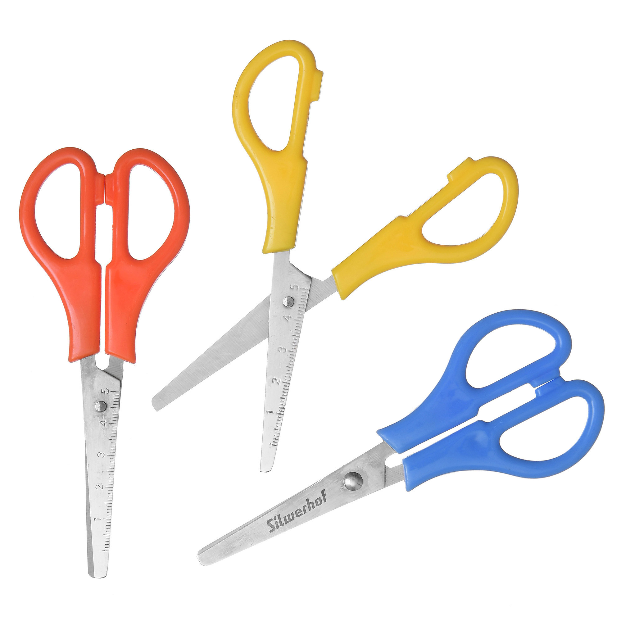 оранжевые, желтые и синие ножницы на белом фоне