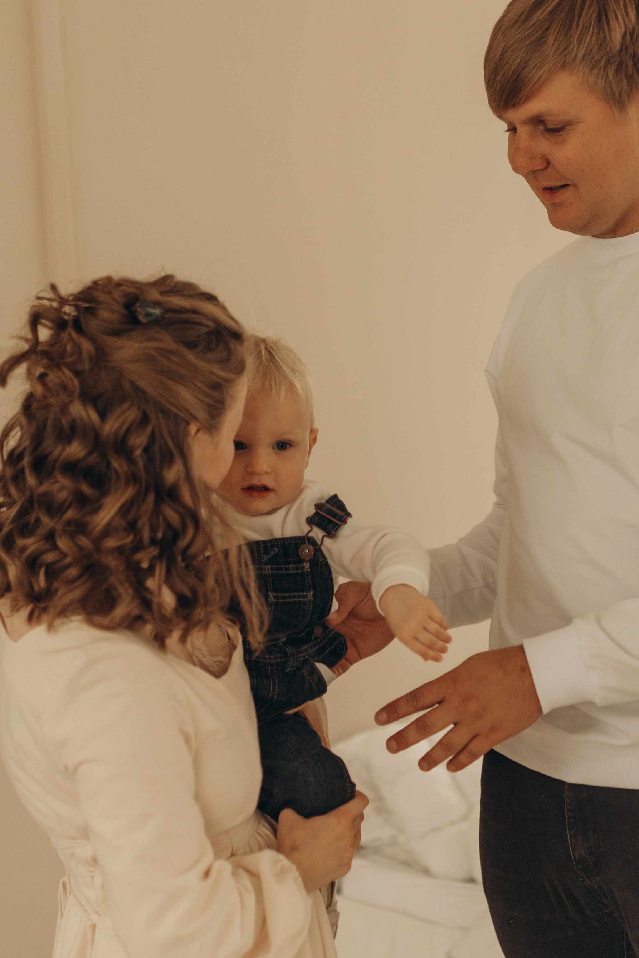 Фотосессия дружная семья. Съёмка в студии. Фотограф в Ставрополе Svetlana Matveeva