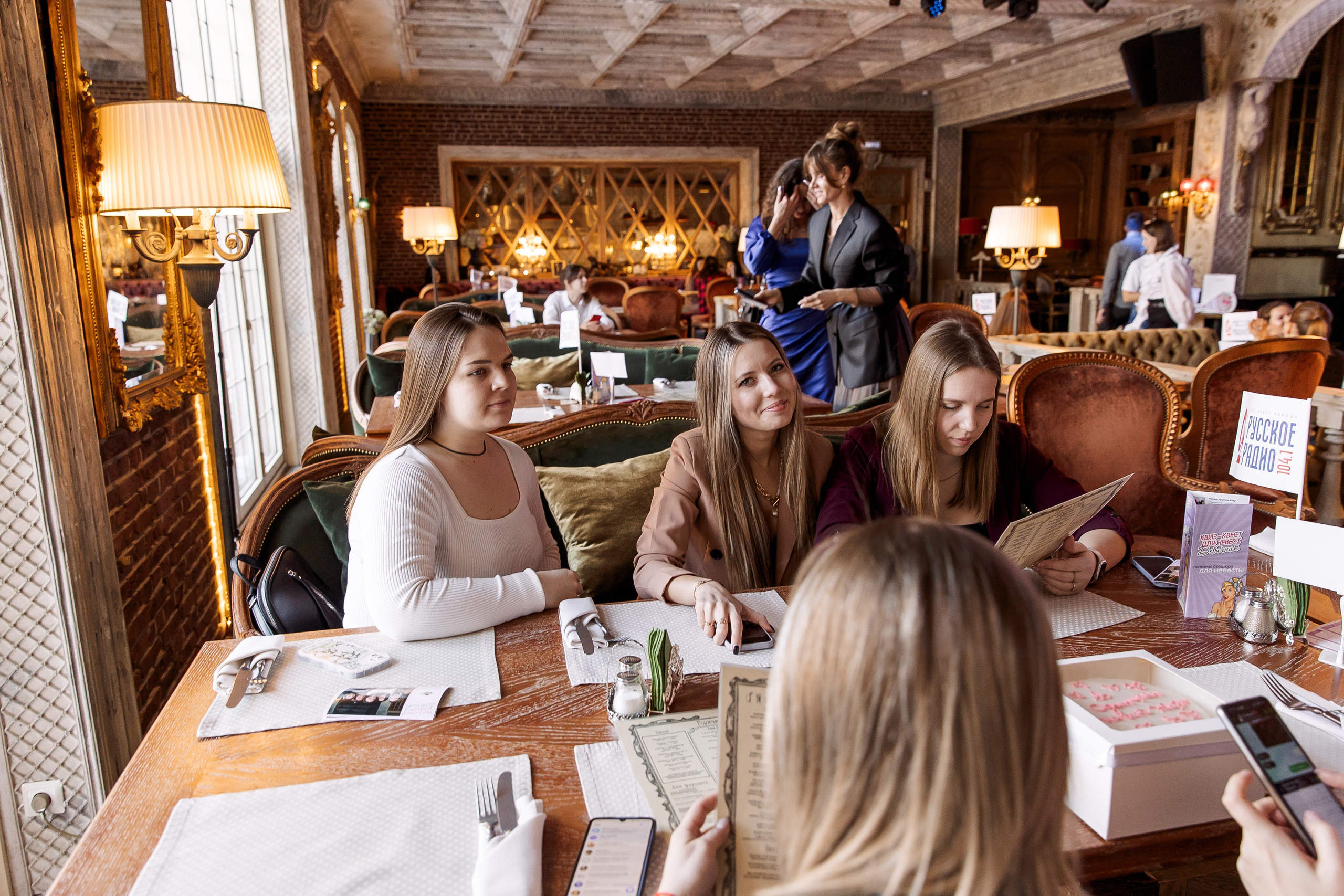 Караоке квиз-девичник. Свадебный и семейный фотограф в Челябинске Юлия Ишимова