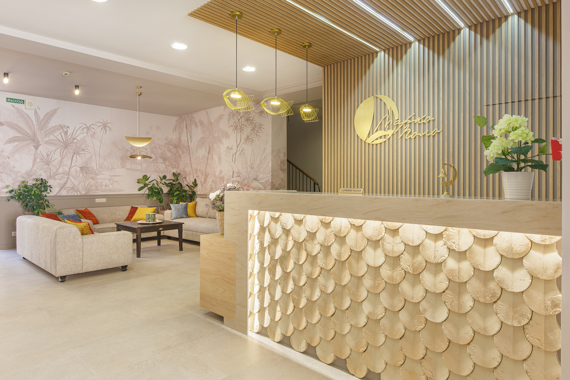 Renatphoto-Интерьерная фотосъёмка отелей в городе Анапа. Профессиональная фотосъёмка интерьеров, предметная фотосессия еды для меню г. Анапа