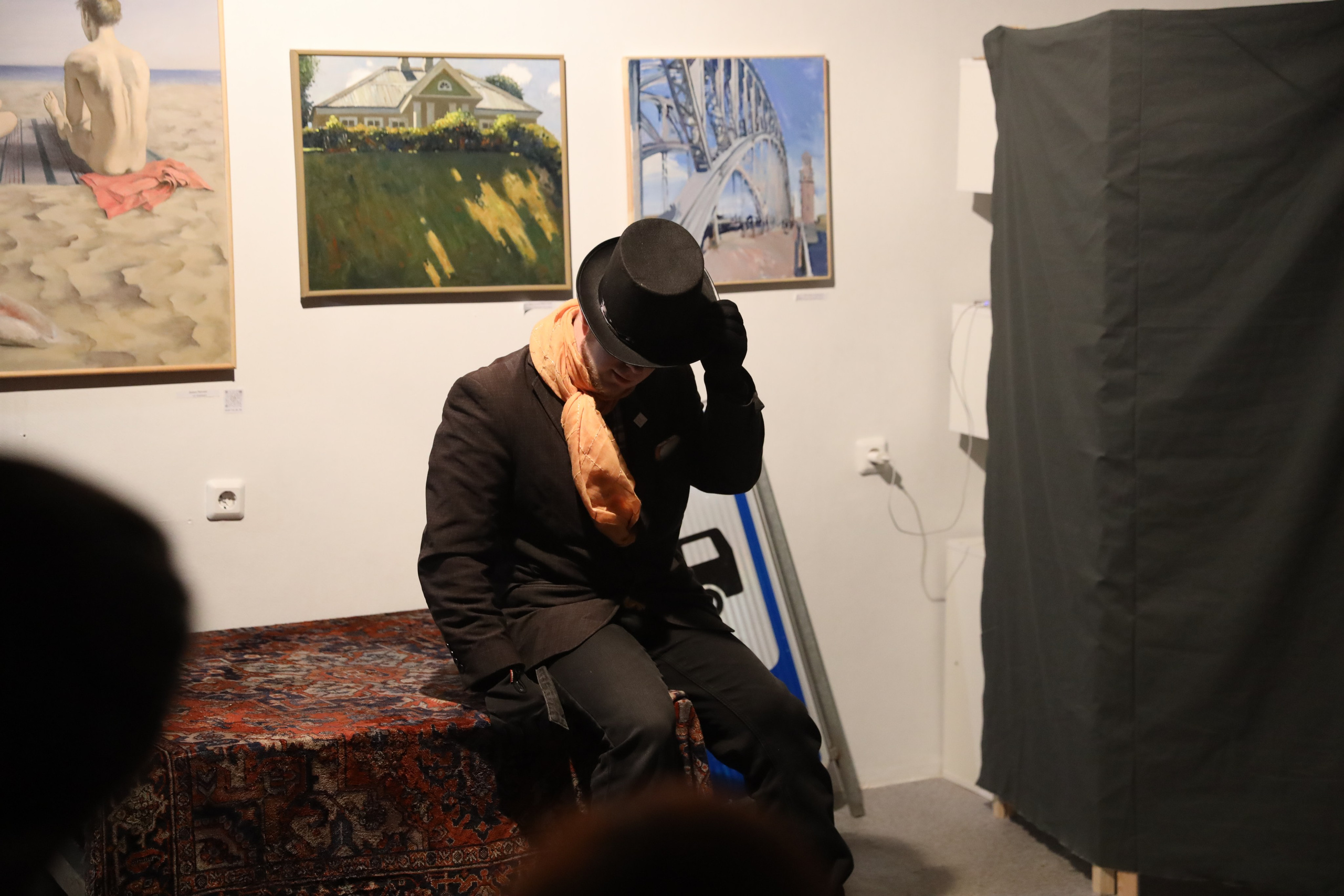 Поэтический вечер. Творческое пространство в Санкт-Петербурге