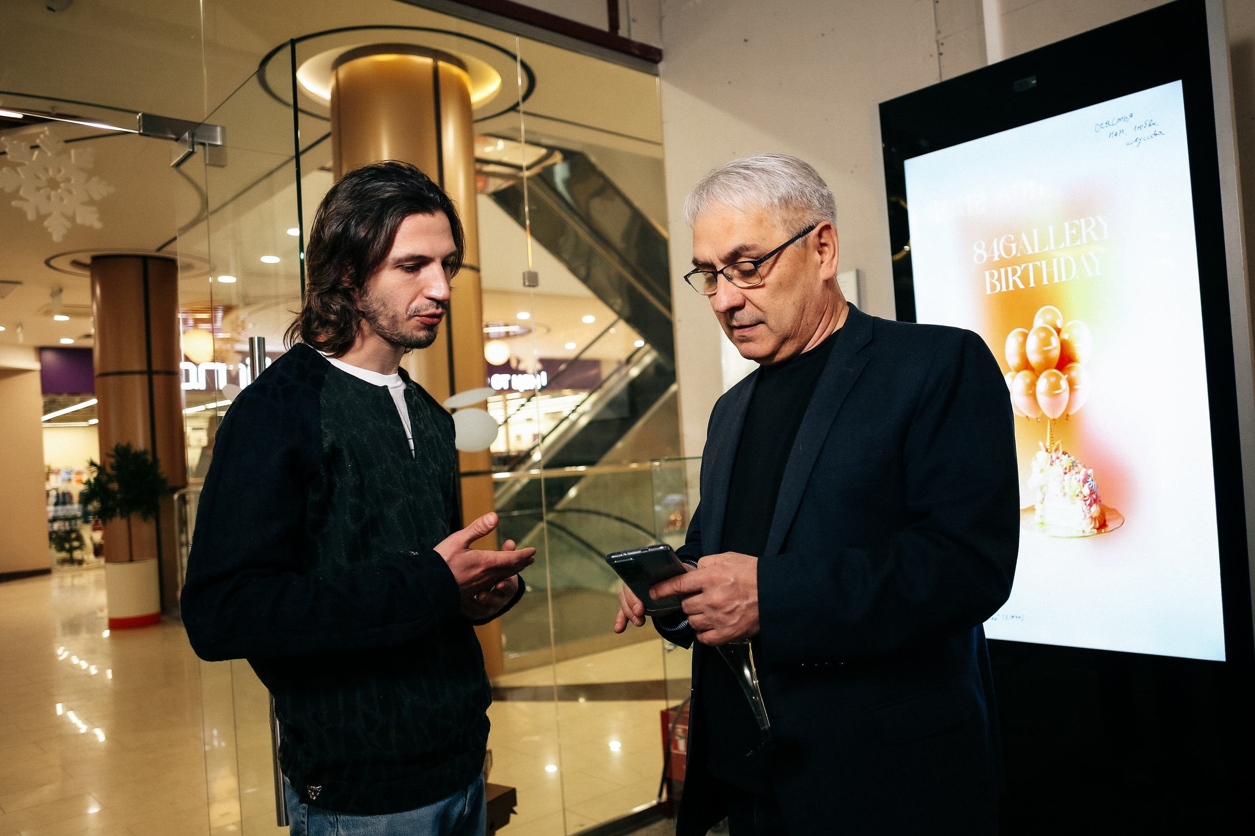 Фотосъёмка галереи. Портретный и репортажный фотограф. Мыльников Илья