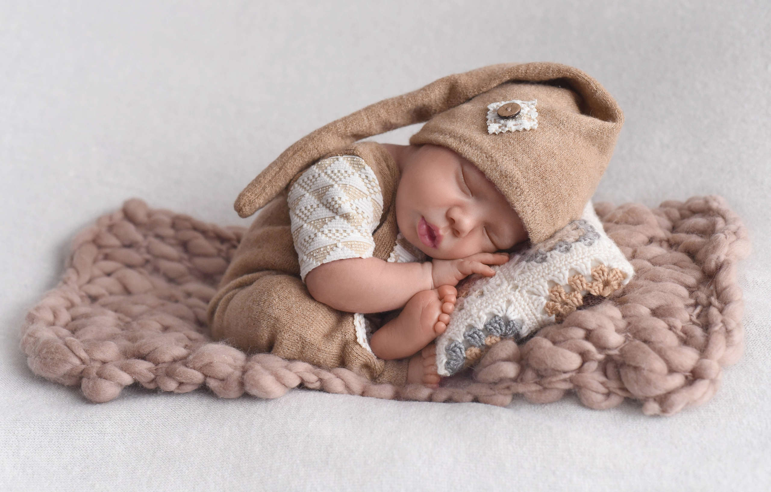 Новорожденные малыши. Детский и семейный Фотограф г. Красноярск