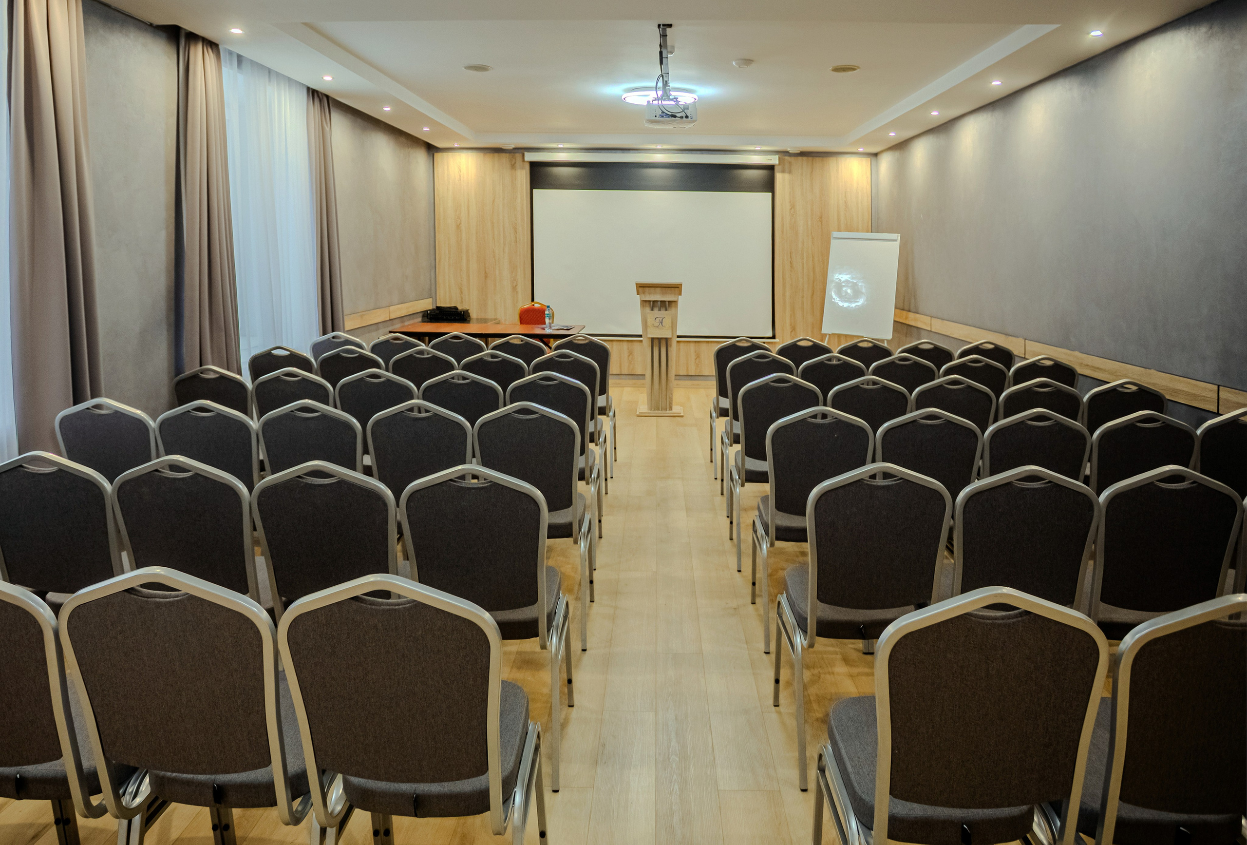 Амакс Сити-отель Уфа, фото Алексея Муравьёва, современный отель,Лобби Амакс Сити-отеля, съёмка фотографа Алексея Муравьёва, гостиничный интерьер,Номера отеля Амакс Сити Уфа, работа фотографа Алексея Муравьёва, комфортабельное размещение,Ресторан Амакс Сити-отеля, фото Алексея Муравьёва, гостиничная кухня,Рецепция Амакс Сити Уфа, съёмка Алексея Муравьёва, сервис для гостей,Спа-зона отеля Амакс Сити, фото Алексея Муравьёва, оздоровительные услуги,Конференц-зал Амакс Сити-отеля, работа фотографа Алексея Муравьёва, бизнес-мероприятия,Лифт отеля Амакс Сити Уфа, съёмка Алексея Муравьёва, современный дизайн,Номера люкс Амакс Сити, фото Алексея Муравьёва, премиальный комфорт,Зона отдыха Амакс Сити-отеля, работа фотографа Алексея Муравьёва, релакс для гостей,Инфраструктура Амакс Сити Уфа, съёмка Алексея Муравьёва, гостиничные услуги,Паркинг отеля Амакс Сити, фото Алексея Муравьёва, безопасность гостей,Вестибюль Амакс Сити, работа фотографа Алексея Муравьёва, элегантность интерьера,Номера стандарт Амакс Сити-отеля, съёмка Алексея Муравьёва, удобство проживания,Общественные зоны Амакс Сити Уфа, фото Алексея Муравьёва, современный дизайн,Ресторан и бар Амакс Сити, работа фотографа Алексея Муравьёва, гастрономические предложения,Интерьер отеля Амакс Сити Уфа, фото Алексея Муравьёва, гостиничный стиль,Мебель номеров Амакс Сити, съёмка Алексея Муравьёва, комфорт для постояльцев,Освещение отеля Амакс Сити, работа фотографа Алексея Муравьёва, уют для гостей,Терраса Амакс Сити-отеля, фото Алексея Муравьёва, панорамный вид