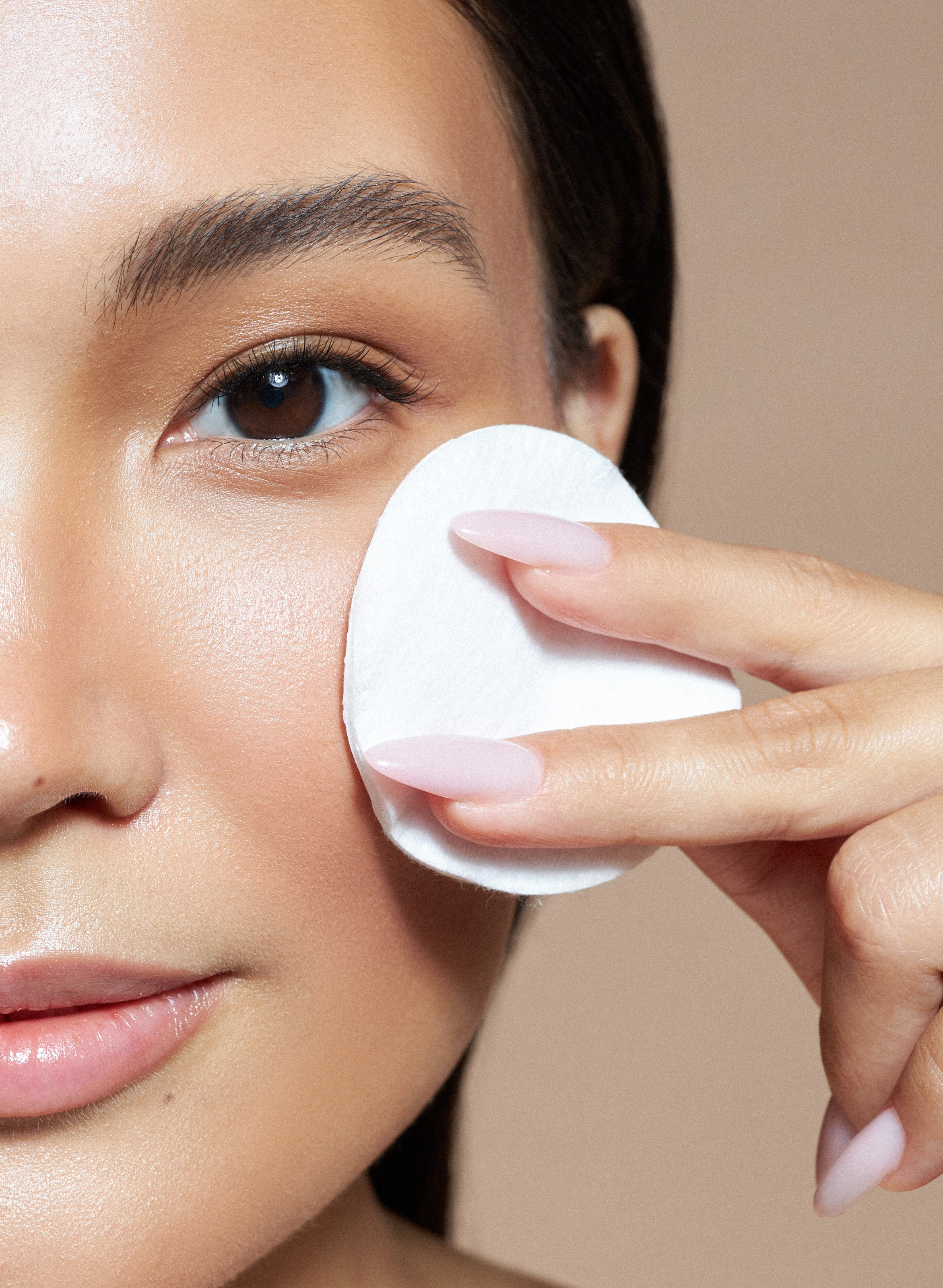 Камила, 42 р-р, 165 см. KED Production — продакшн из СПб. Создаём фото, видео и контент, который помогает брендам и селлерам продавать больше