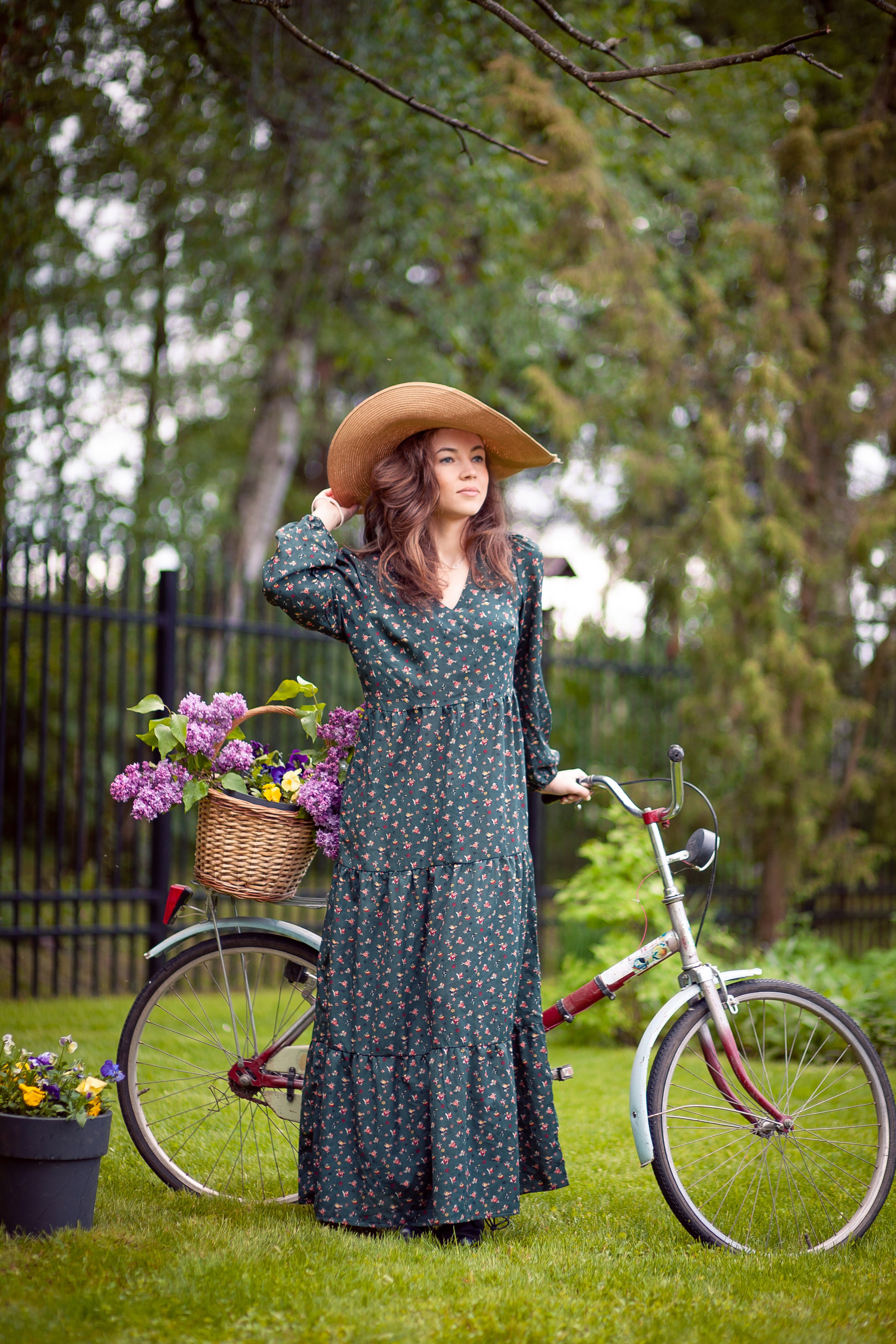 Маша с велосипедом. Фотограф Мария Кольцова